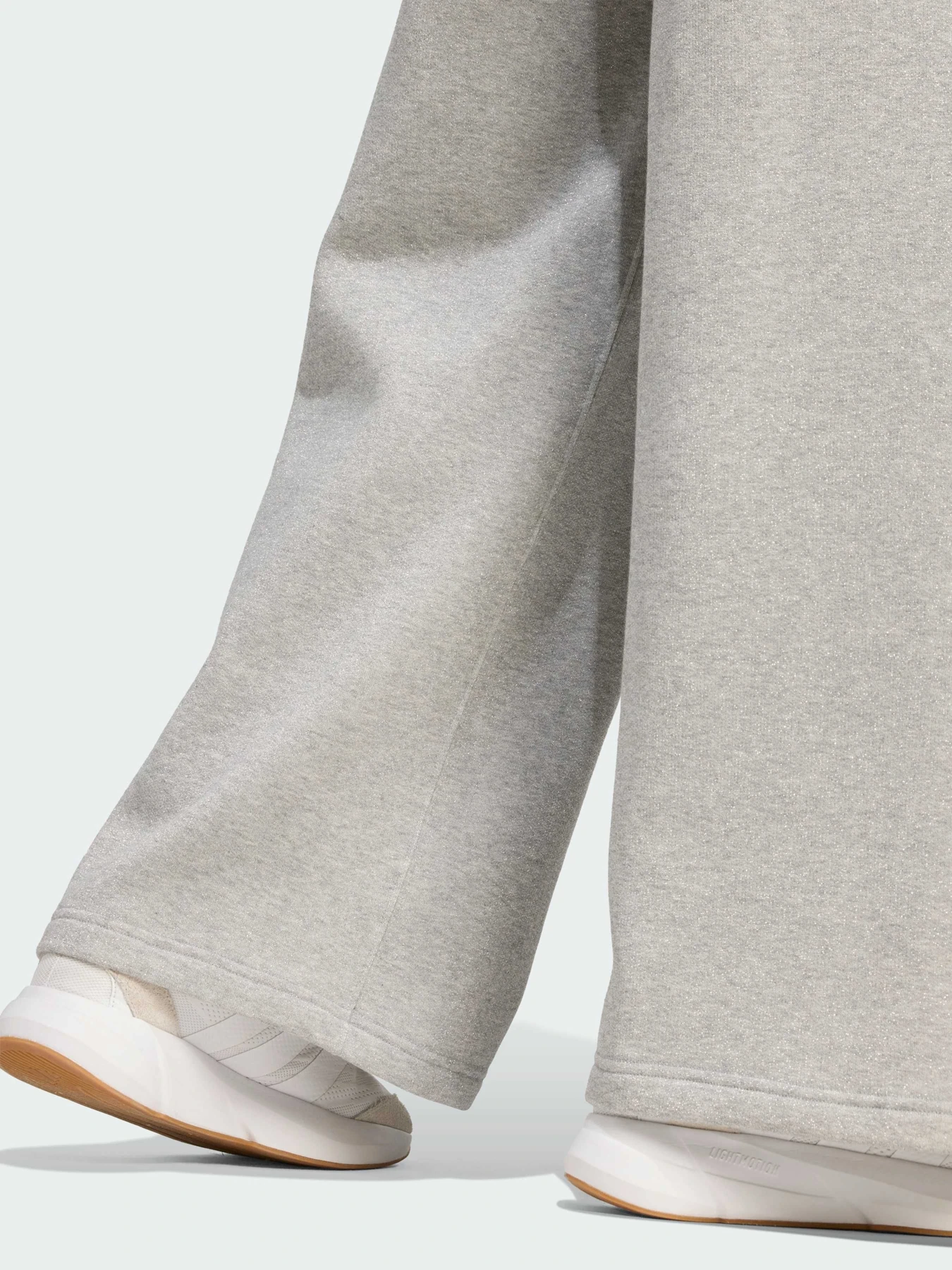 Брюки Adidas модель JV5758 Брюки Adidas модель JV5758 Фото