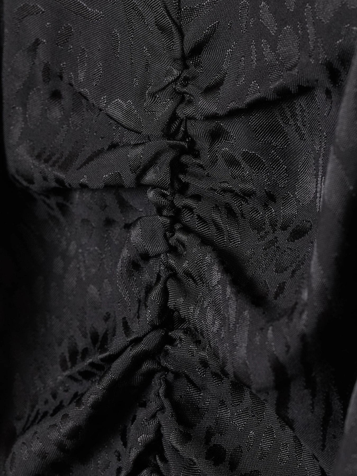 Сорочки H&M модель 8303650sm_черный Фото