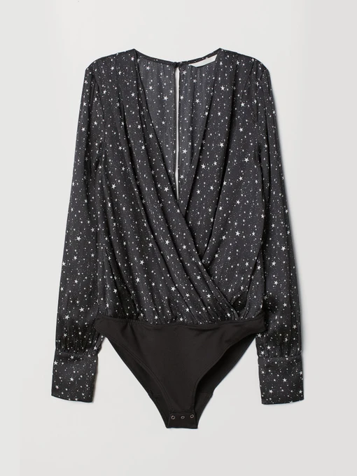 Сорочки H&M модель 6886419RP3_черный в звезды Фото