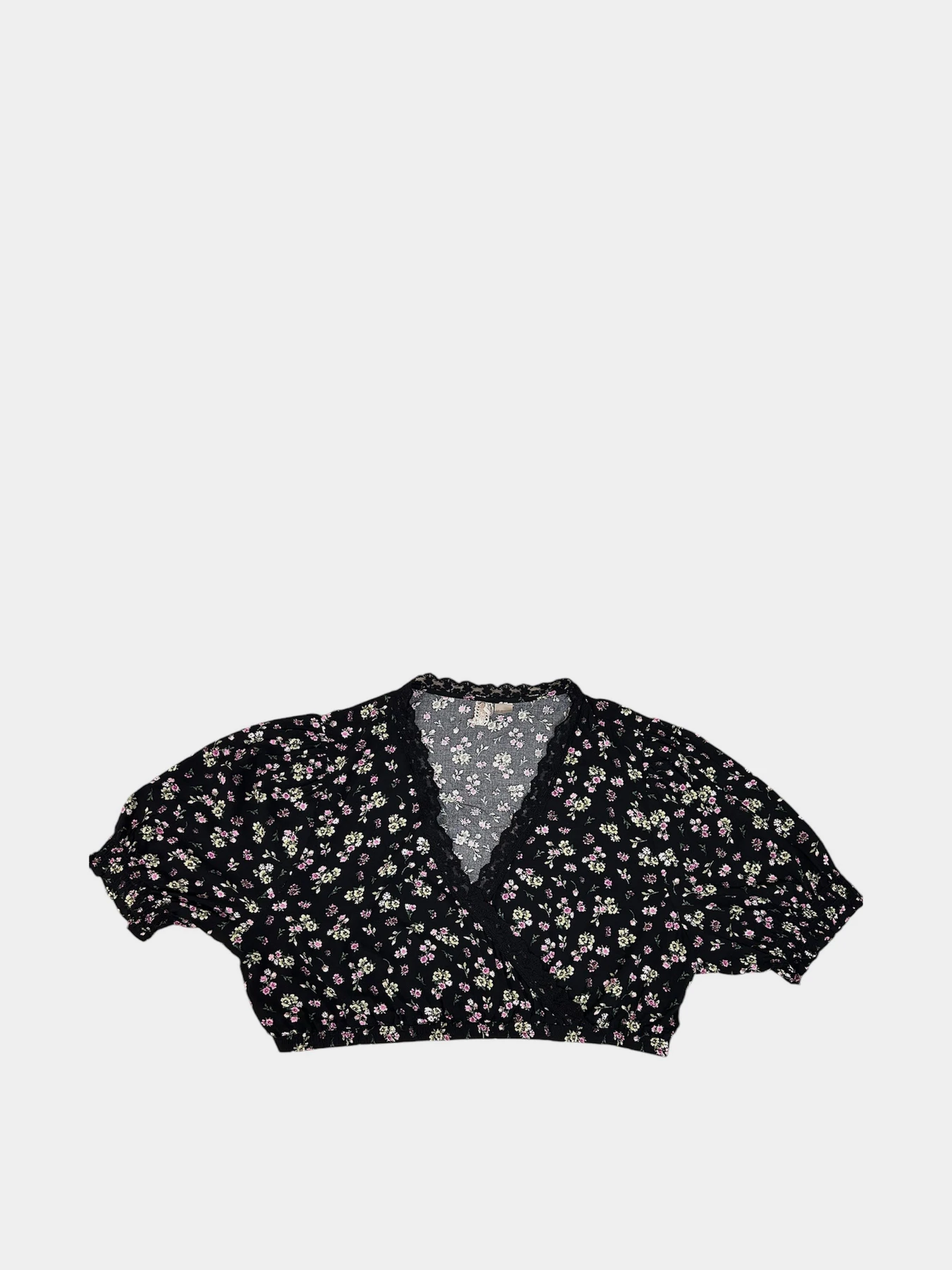 Сорочки H&M модель 3002252wer_Черный цветы Фото