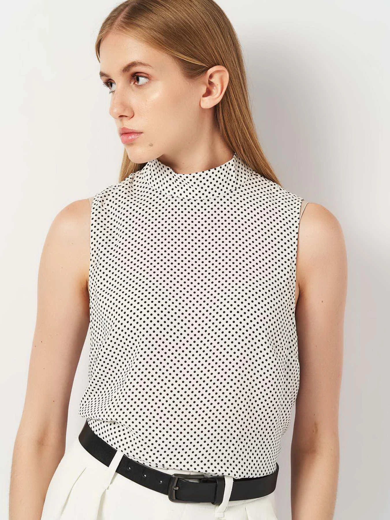 Сорочки H&M модель 4200744ral_Бело-черный Фото