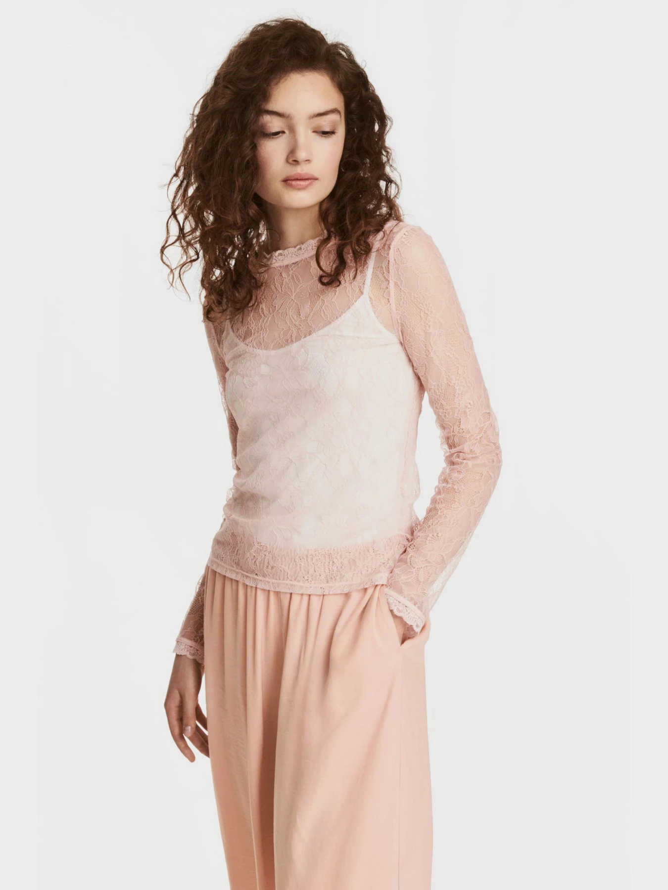 Рубашки H&M модель 5049325ral_Светло-розовый Фото