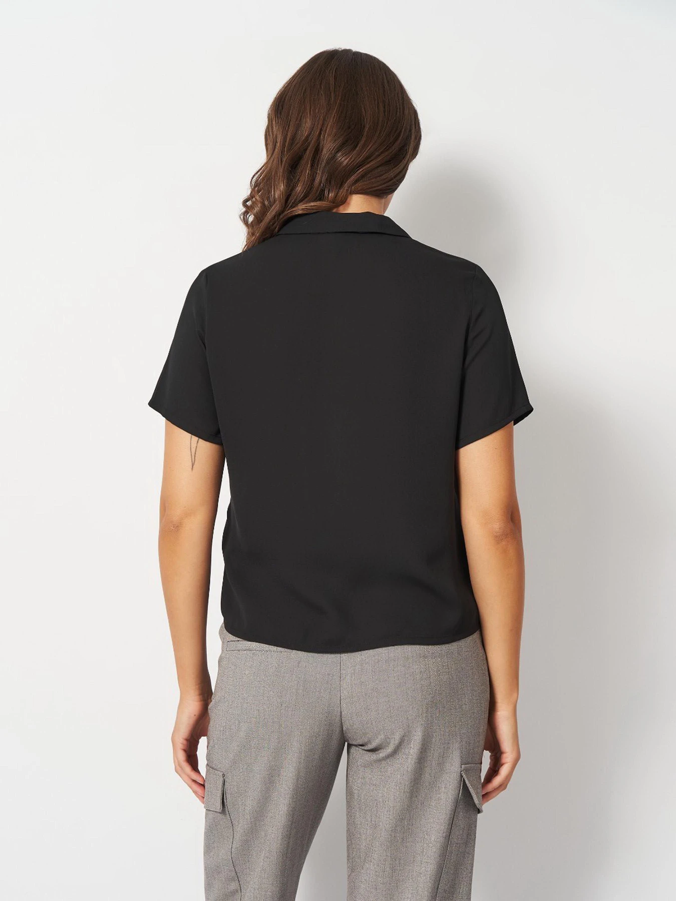 Сорочки H&M модель 8387172wer_Черный Фото