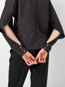 Рубашки H&M модель 2001077ral_Графитовый Фото