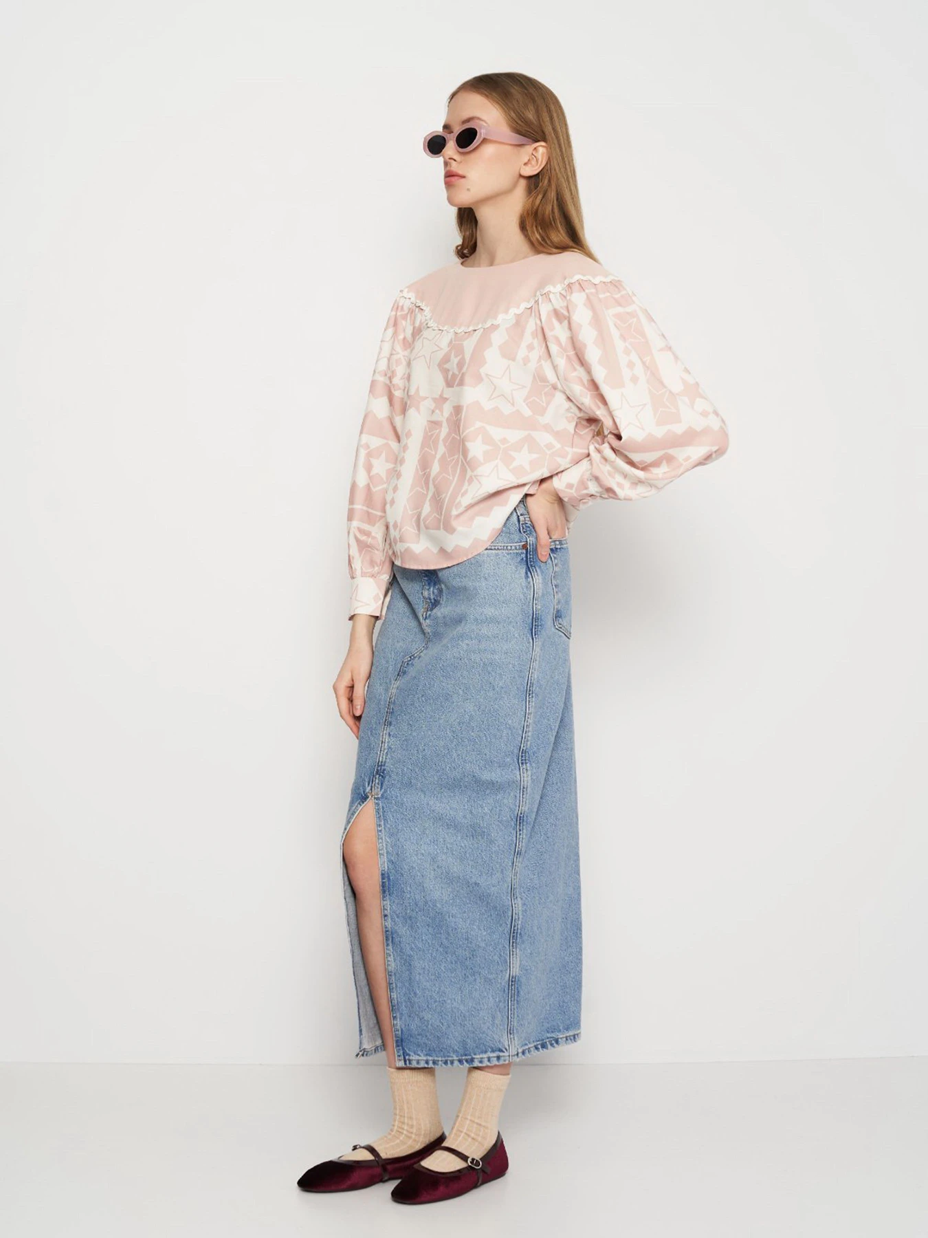Рубашки H&M модель 1033054wer_Пудрово-белый Фото