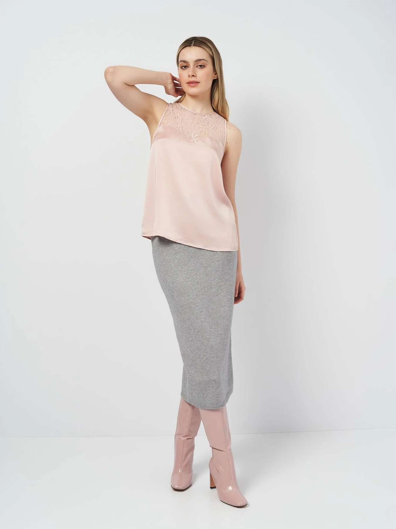 Рубашки H&M модель 4672325wer_Пудровый Фото
