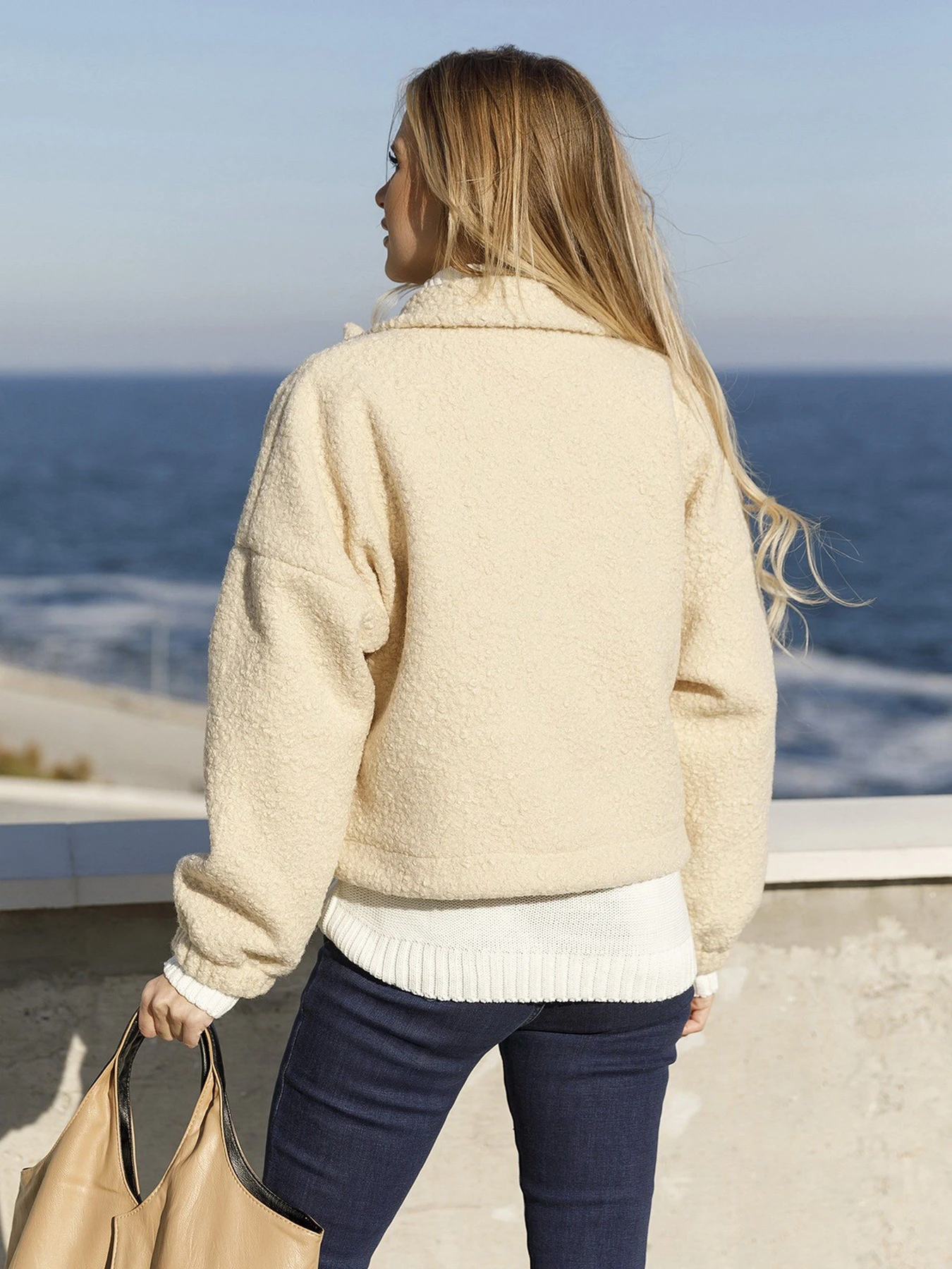 Куртки та дублянки ISSA Plus модель 12979_milk Фото