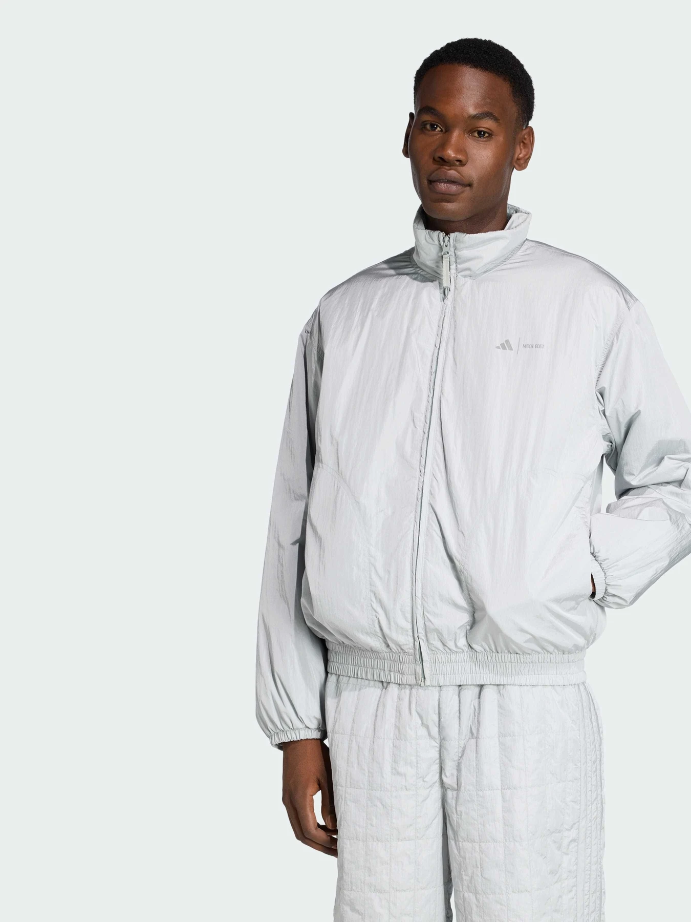 Худи и свитшоты Adidas модель JM8923 Худи и свитшоты Adidas модель JM8923 Фото