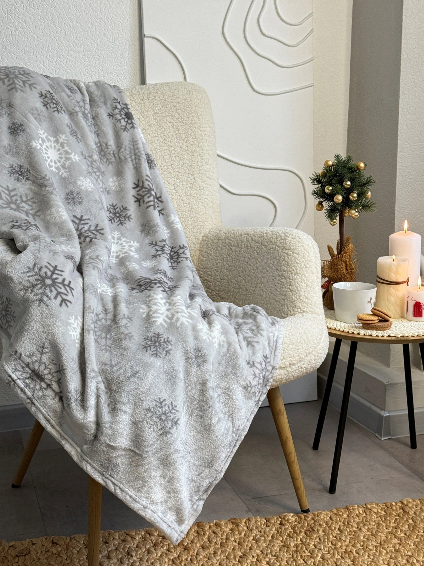 Покривало Well Soft новорічне зі сніжинками Ecotton модель 24180 Покривало Well Soft новорічне зі сніжинками Ecotton модель 24180 Фото
