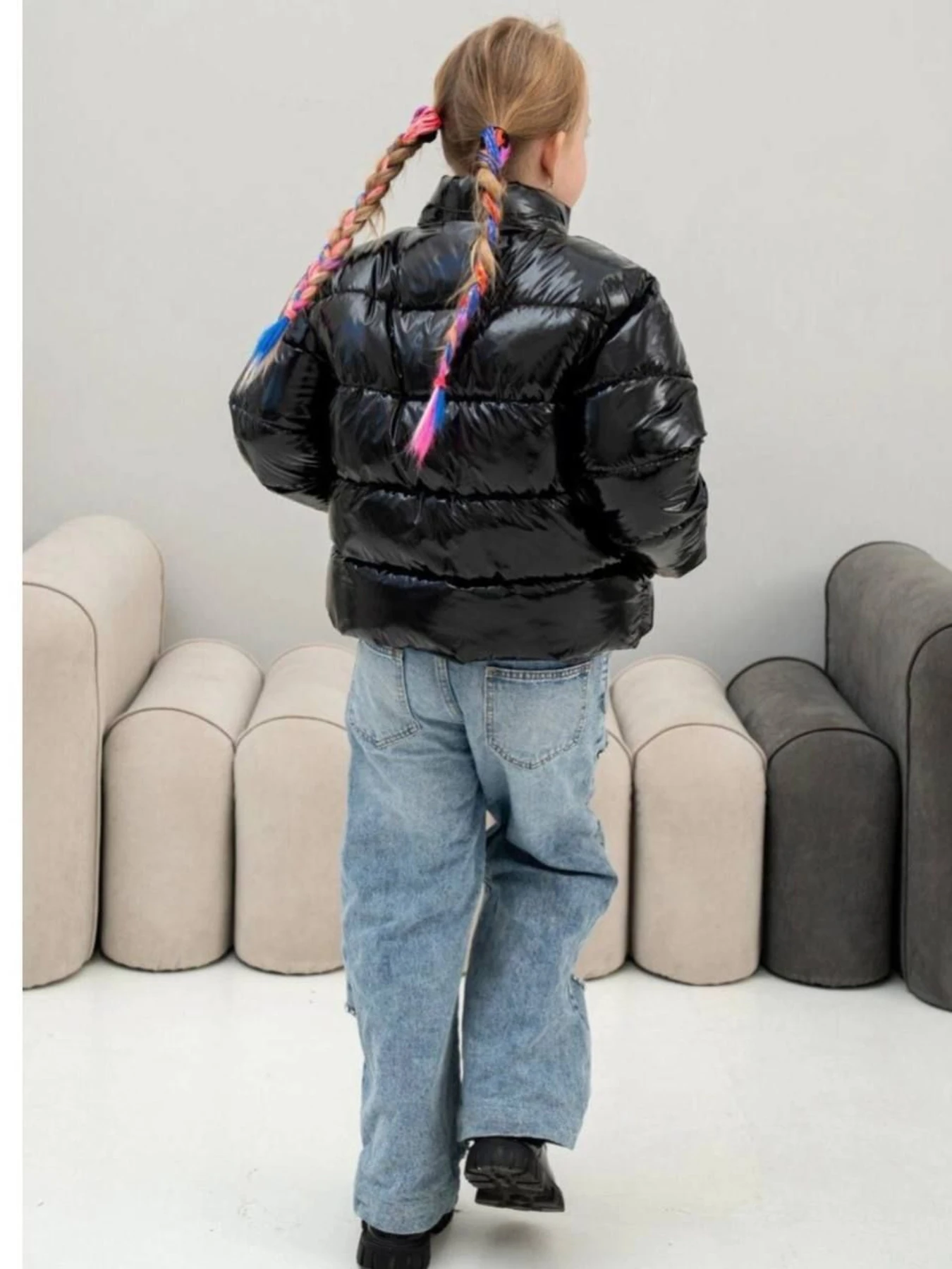 Куртки и дубленки UVENTUM модель AN-35-BLC Фото
