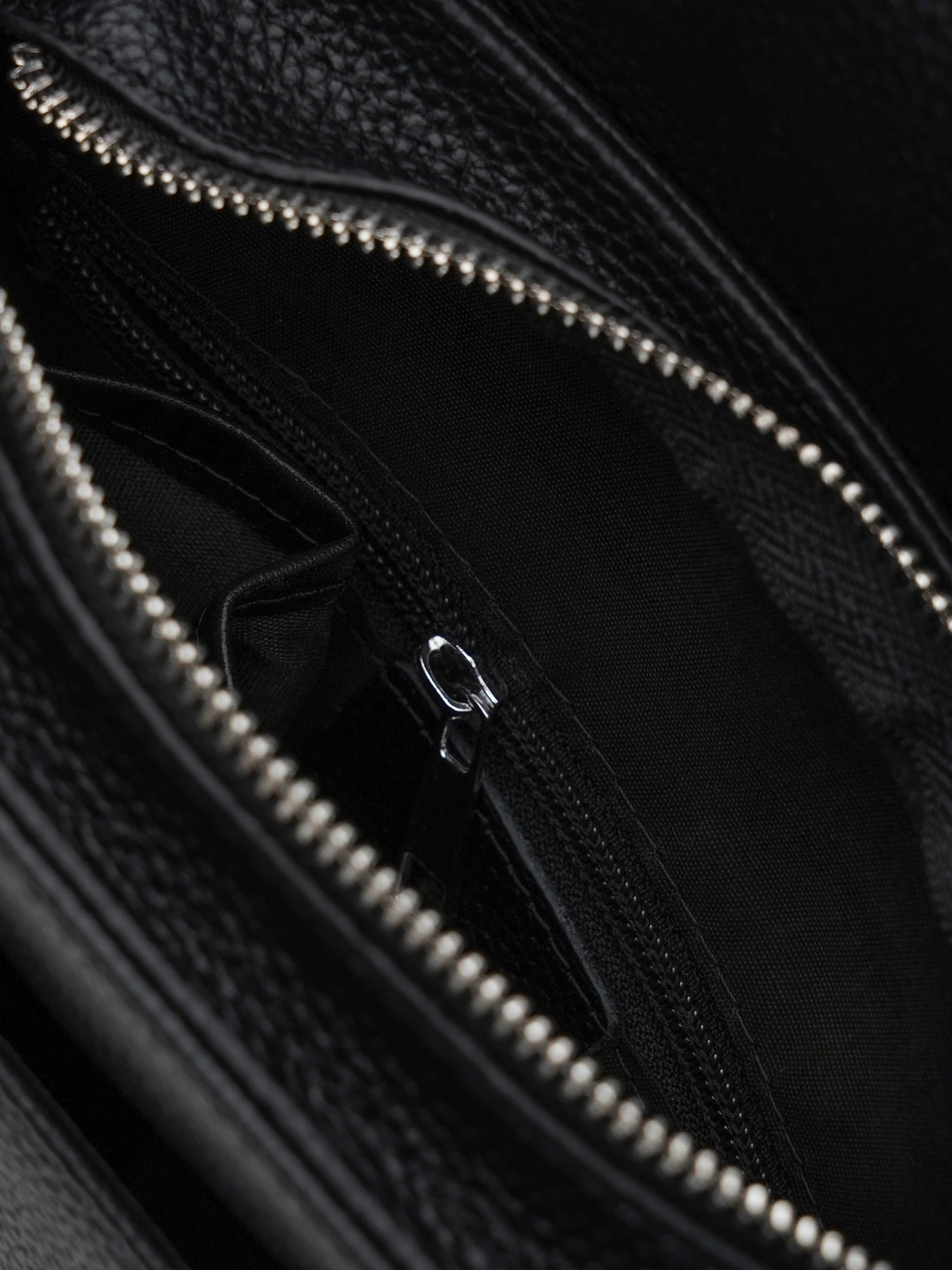 Сумки Borsa Leather модель K1608-1bl-black Фото