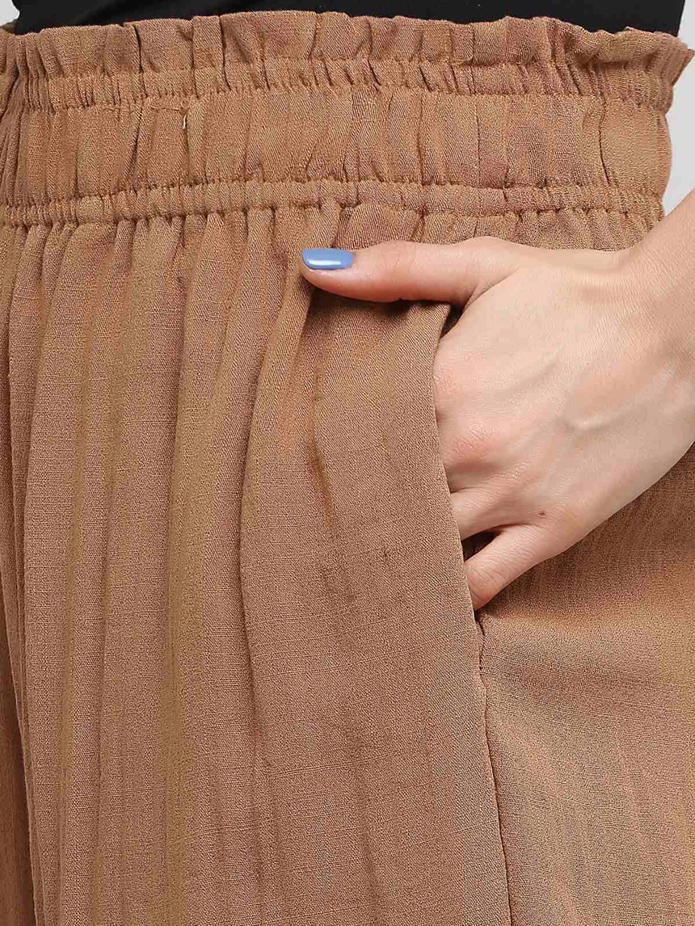 Брюки H&M модель 8550791wer_Светло-коричневый Фото