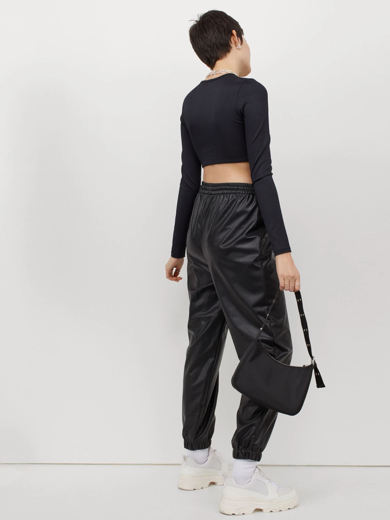 Штани H&M модель 9046252ral_Черный Фото