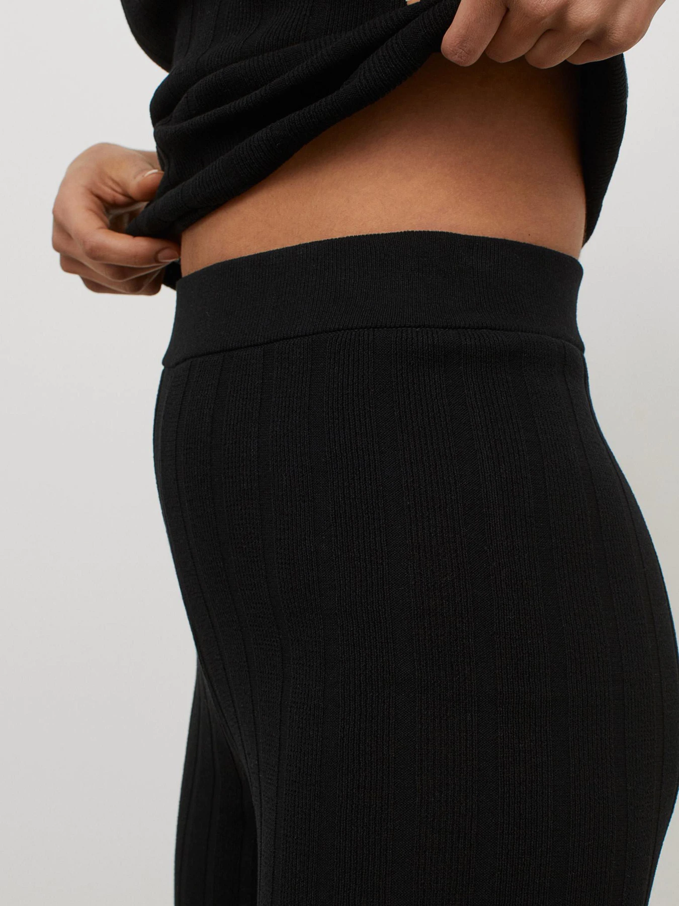 Брюки H&M модель 9969264ral_Черный Фото