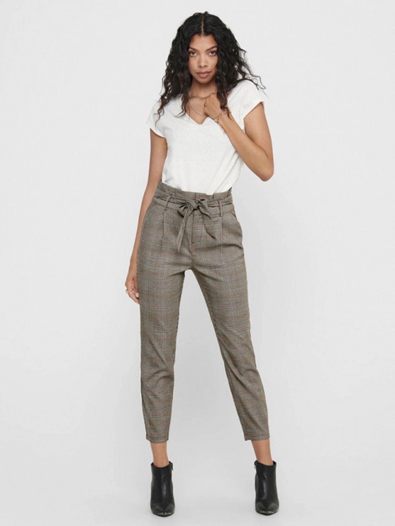 Брюки H&M модель 7537370wer_серо-бежевый в клетку Фото