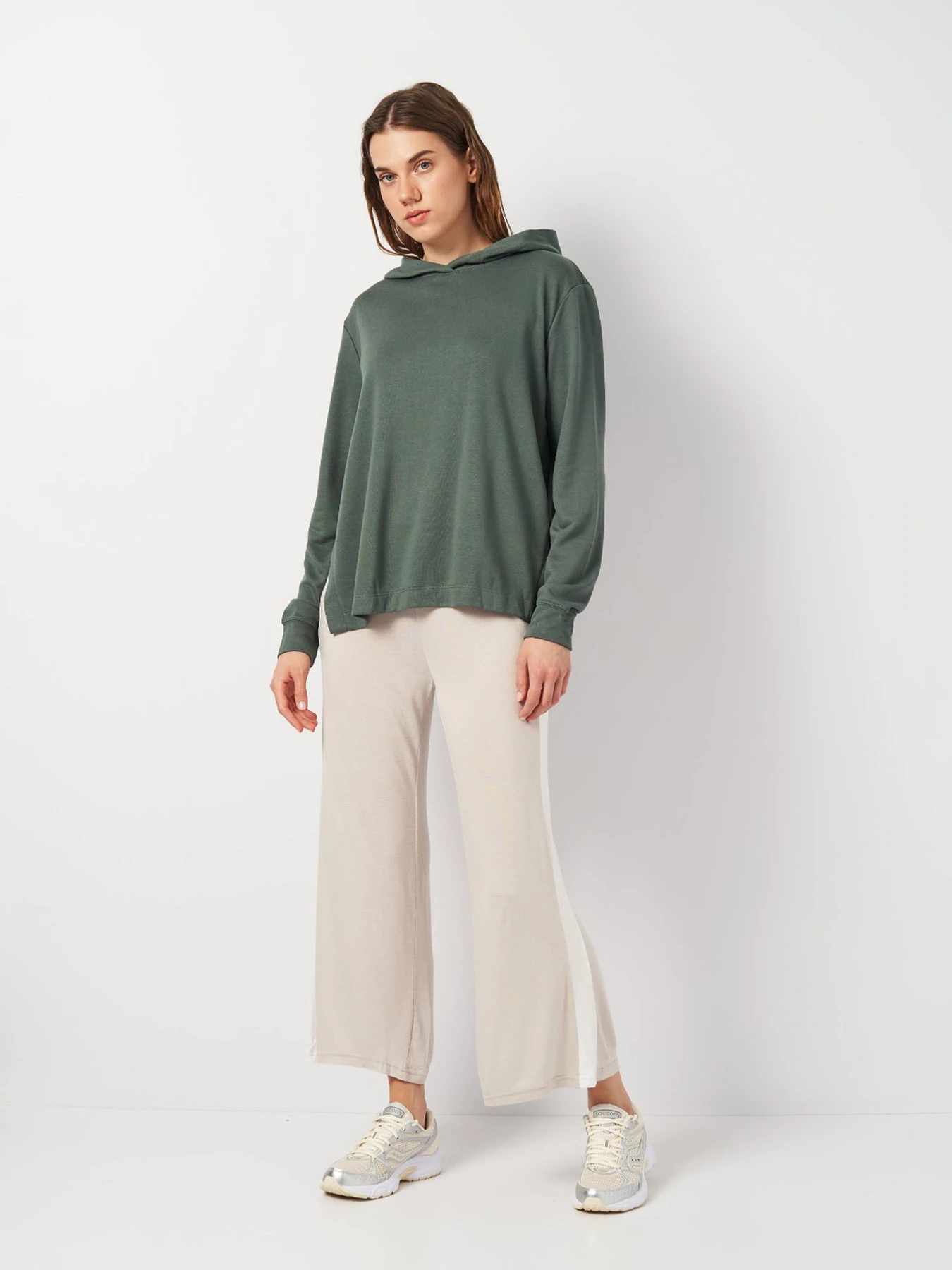 Штани H&M модель 9858264wer_Светло-бежевый Фото