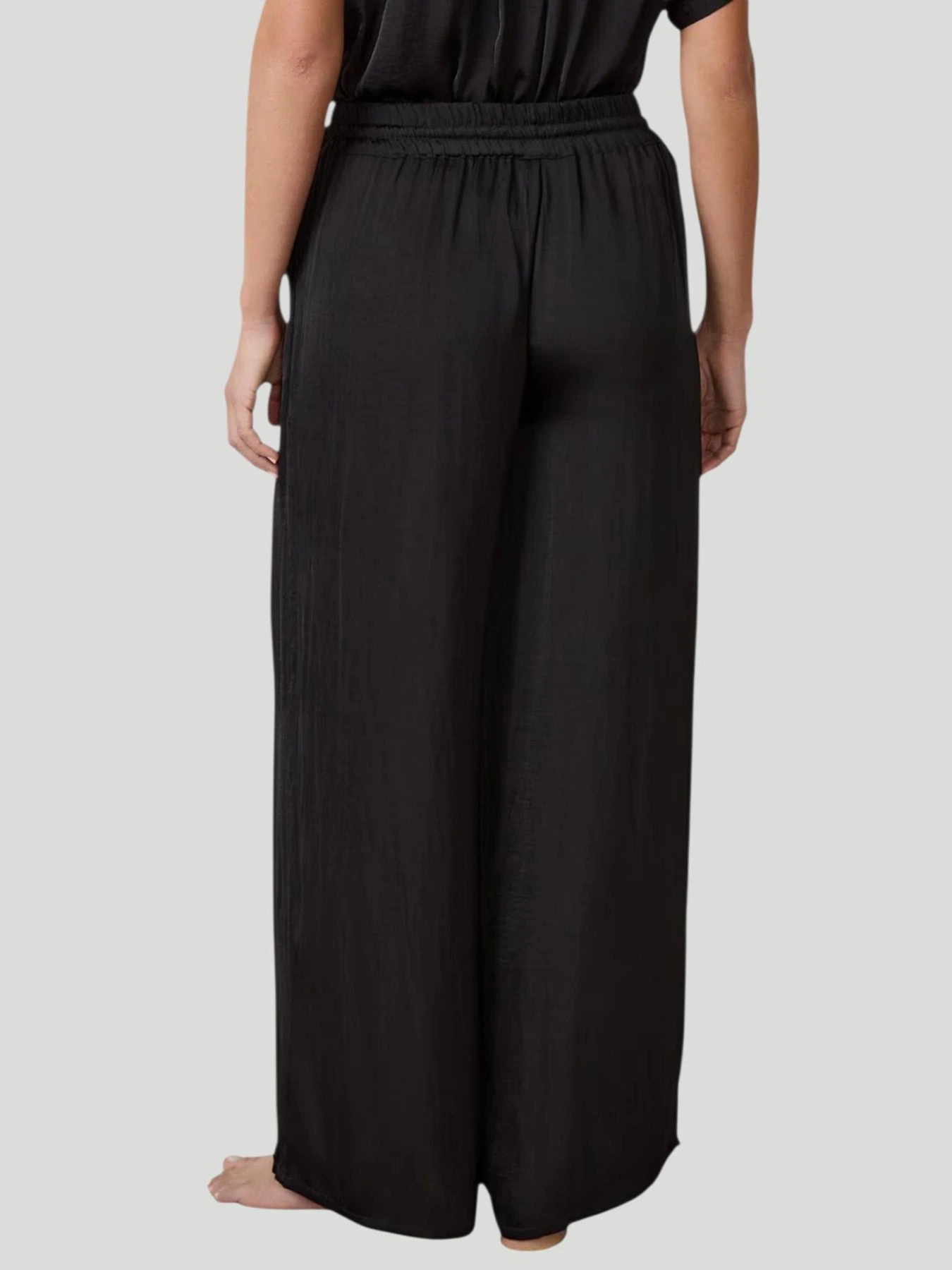 Брюки H&M модель 9630343wer_Черный Фото
