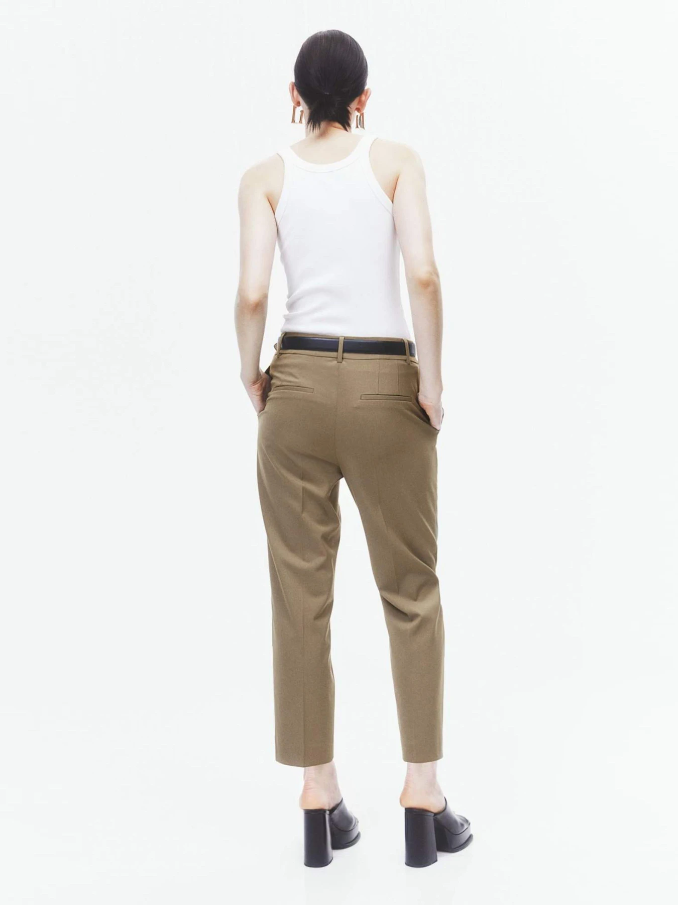 Брюки H&M модель 7514716wer_Бежевый Фото