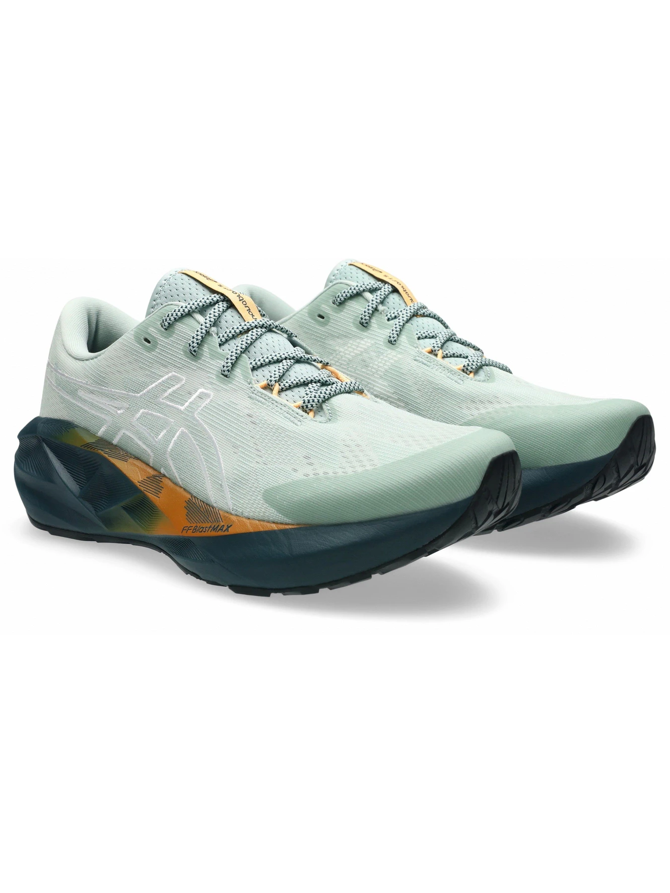 Кросівки Asics Novablast 5 tr модель 1011C138-300 Кросівки Asics Novablast 5 tr модель 1011C138-300 Фото