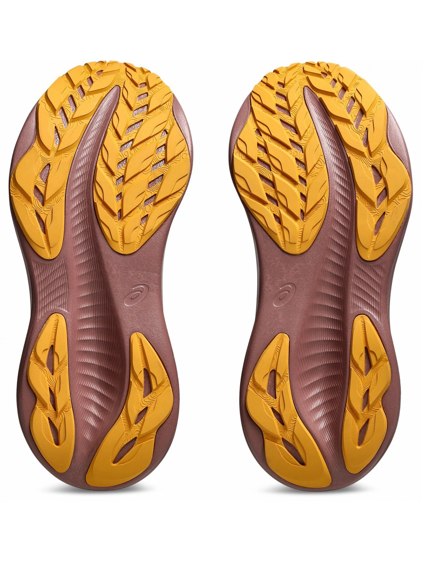 Кроссовки Asics Gel-excite 11 tr модель 1012B907-600 Кроссовки Asics Gel-excite 11 tr модель 1012B907-600 Фото