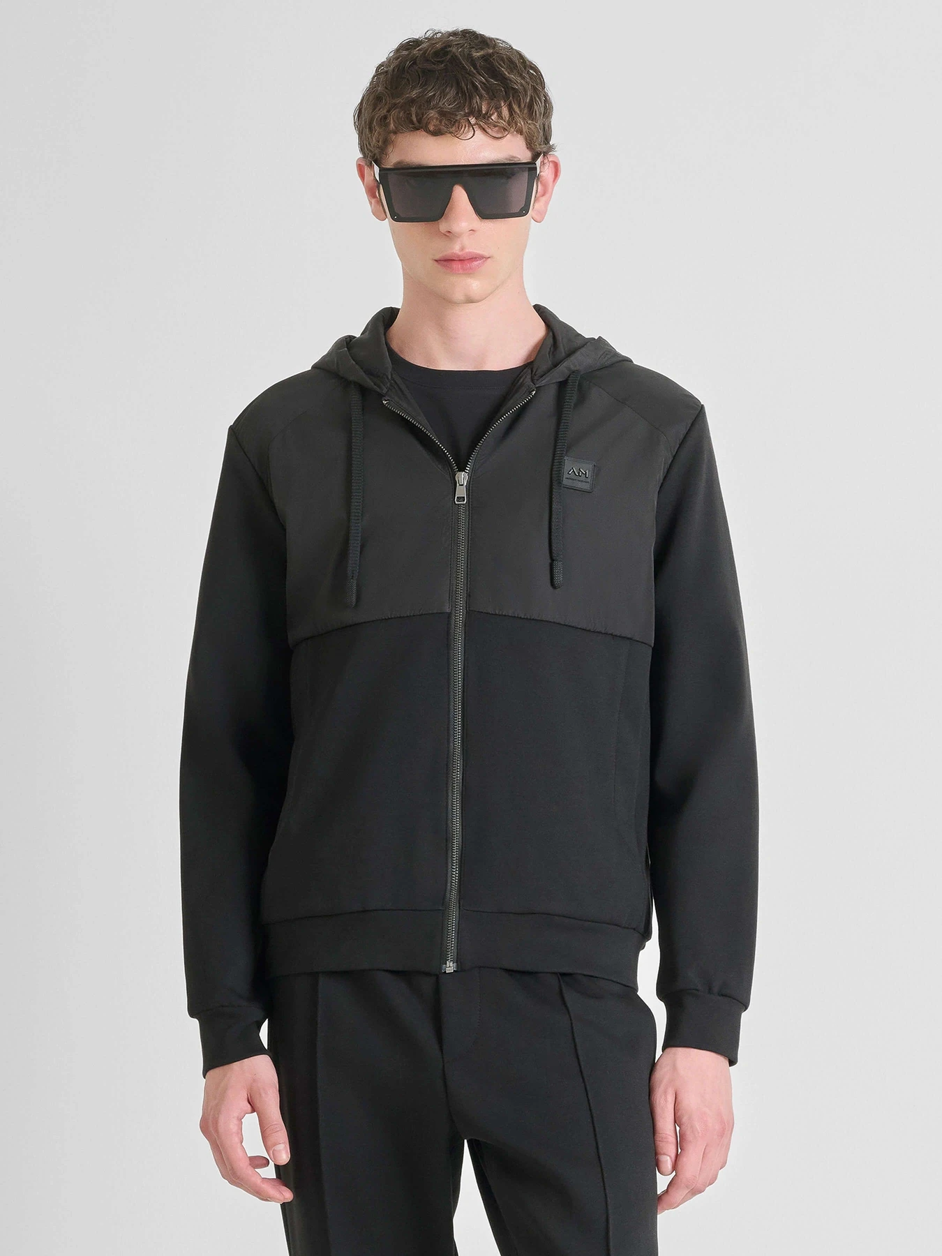 Брюки Antony Morato модель FP00413FA1501689000 Брюки Antony Morato модель FP00413FA1501689000 Фото