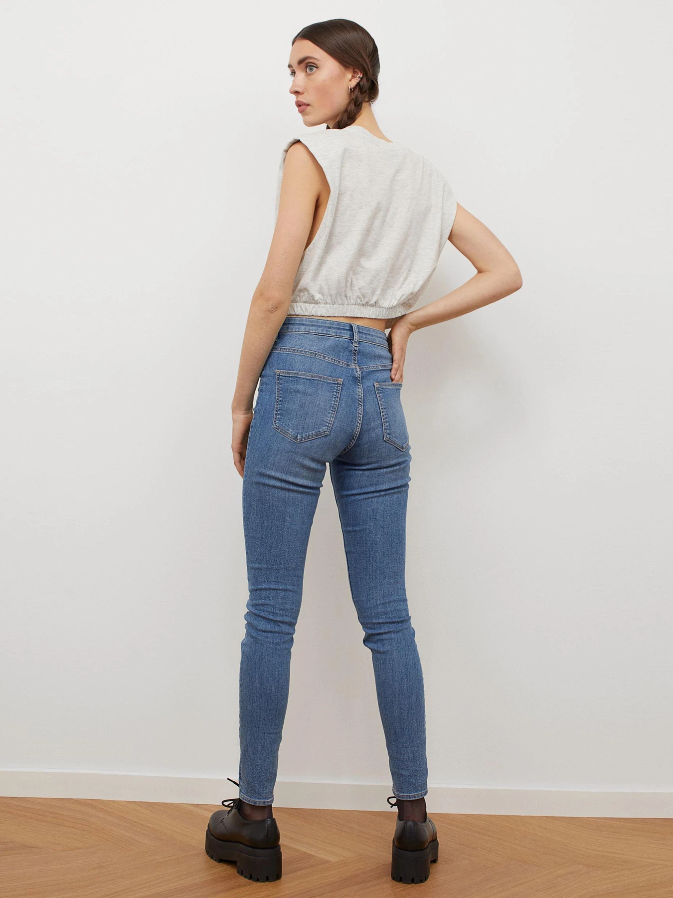 Джинси H&M модель 6213819sm_светло-синий Фото