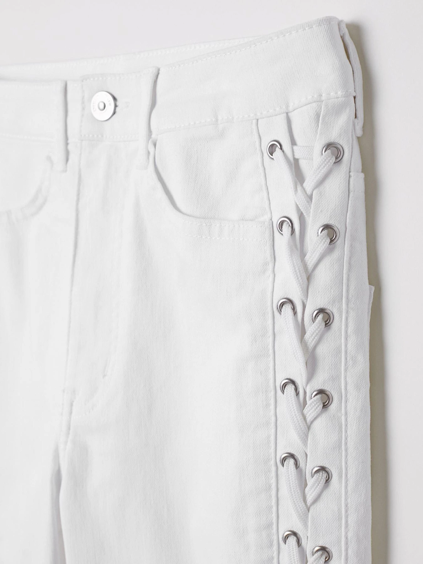 Джинси H&M модель 5781137log_Белый Фото