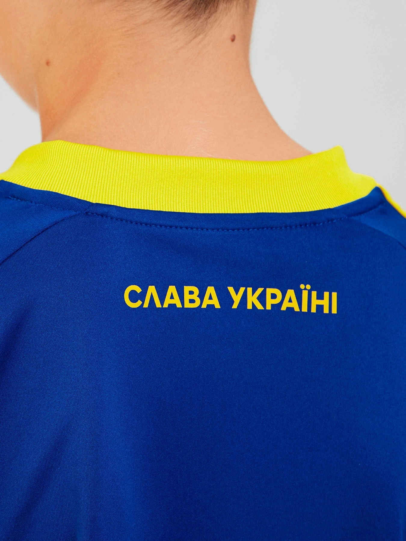 Футболки і поло Adidas модель IP2186 Футболки і поло Adidas модель IP2186 Фото