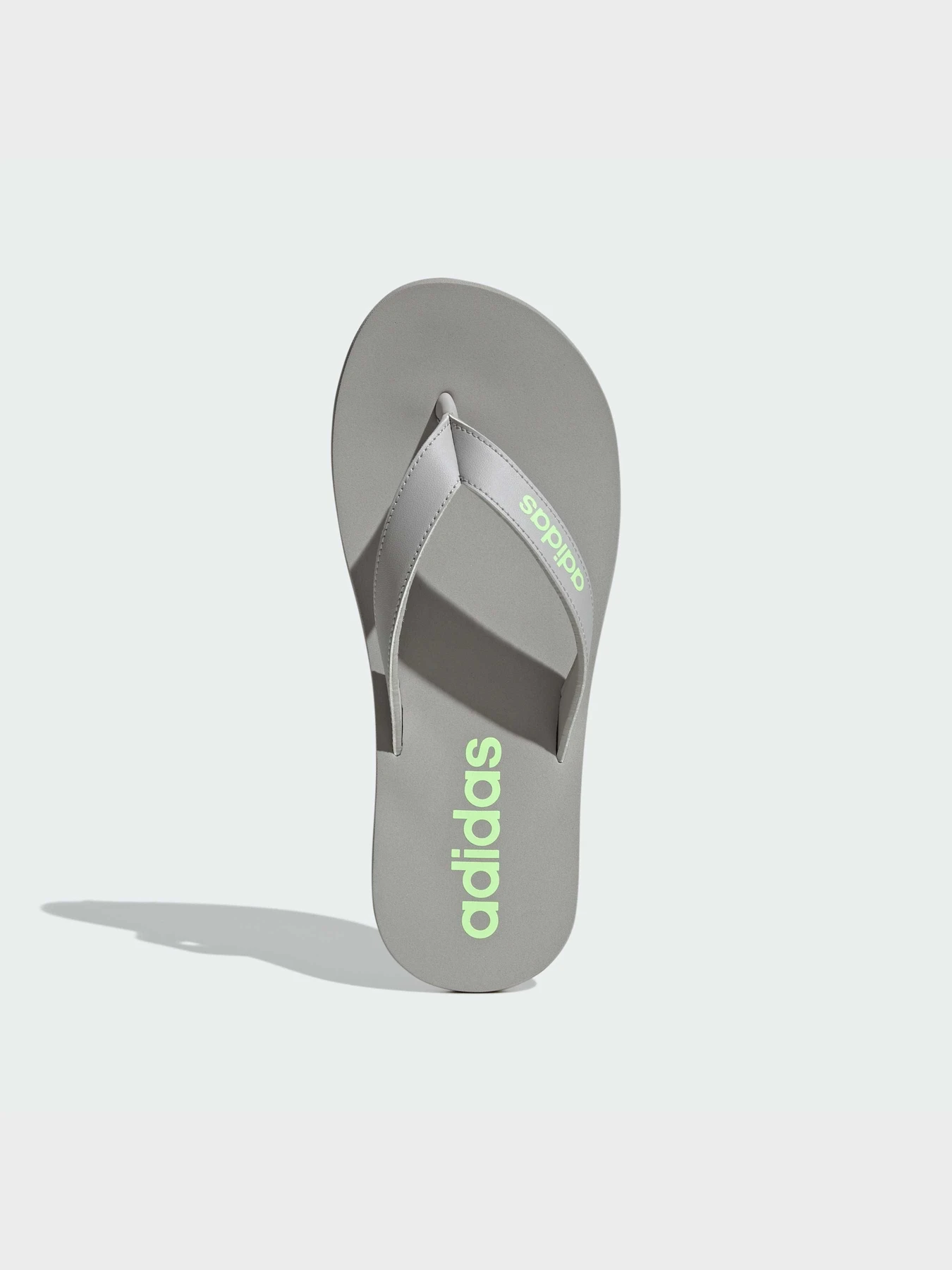 Шлёпанцы Adidas модель IF0813 Шлёпанцы Adidas модель IF0813 Фото