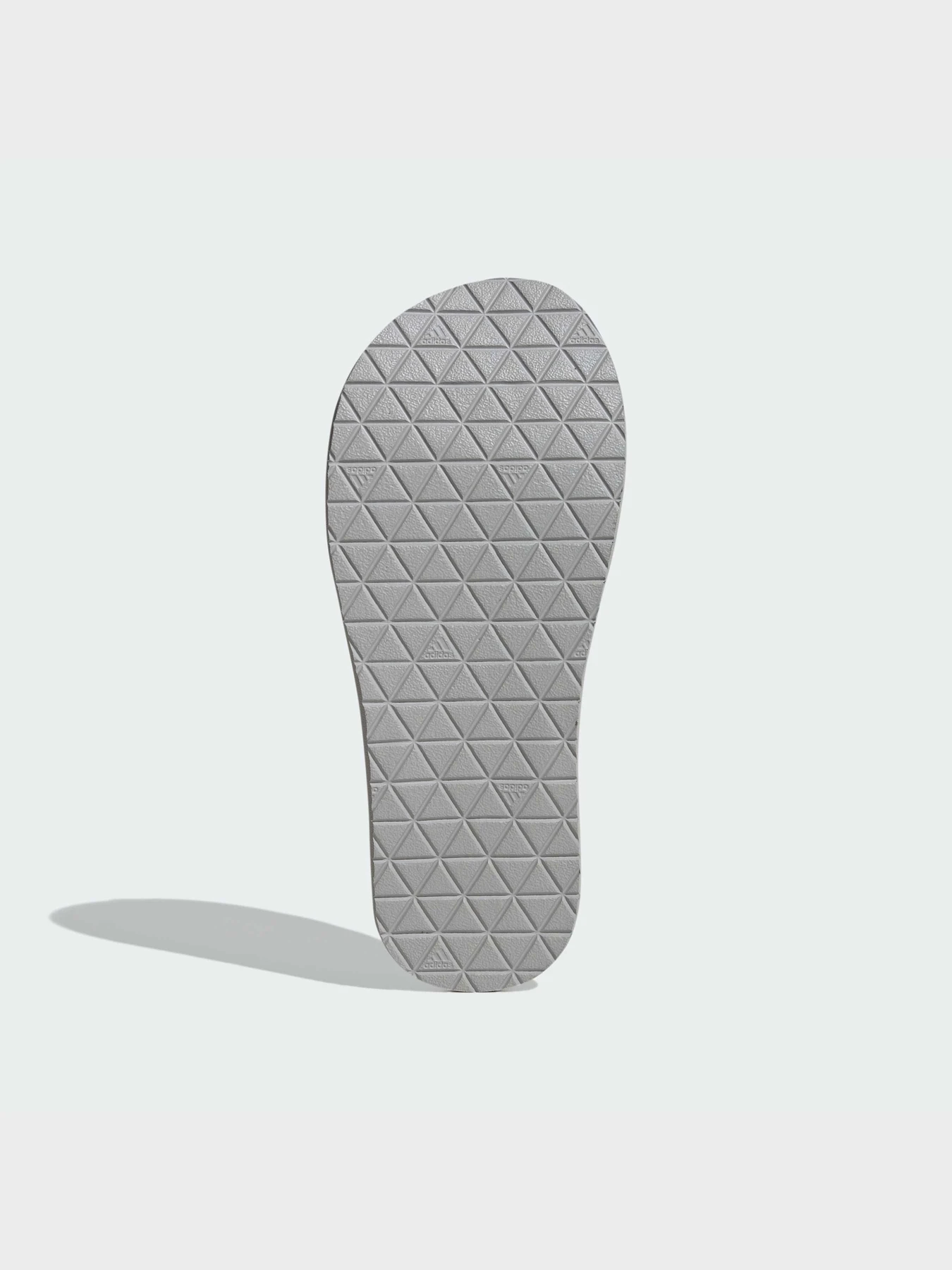 Шлёпанцы Adidas модель IF0813 Шлёпанцы Adidas модель IF0813 Фото