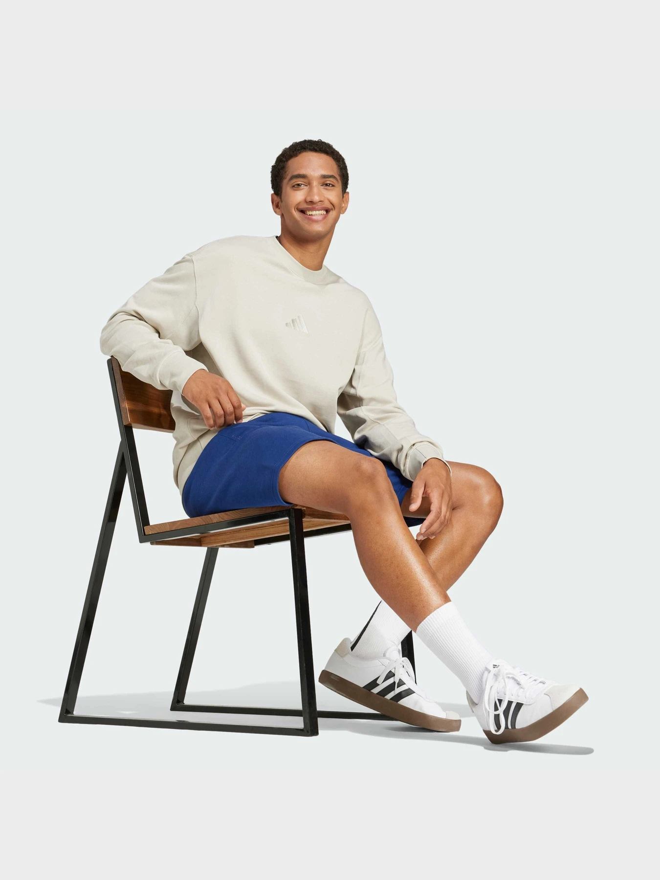 Худи и свитшоты Adidas модель JI6386 Фото