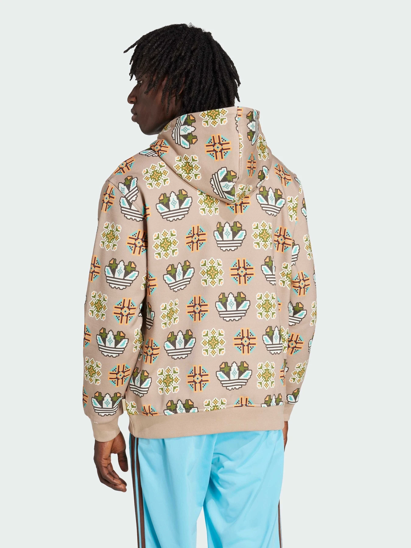 Худи и свитшоты Adidas Graphics модель JW1084 Худи и свитшоты Adidas Graphics модель JW1084 Фото