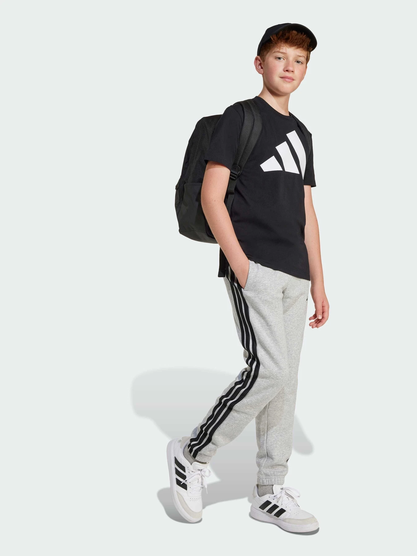 Футболки и поло Adidas Adidas Essentials модель JC9660 Футболки и поло Adidas Adidas Essentials модель JC9660 Фото