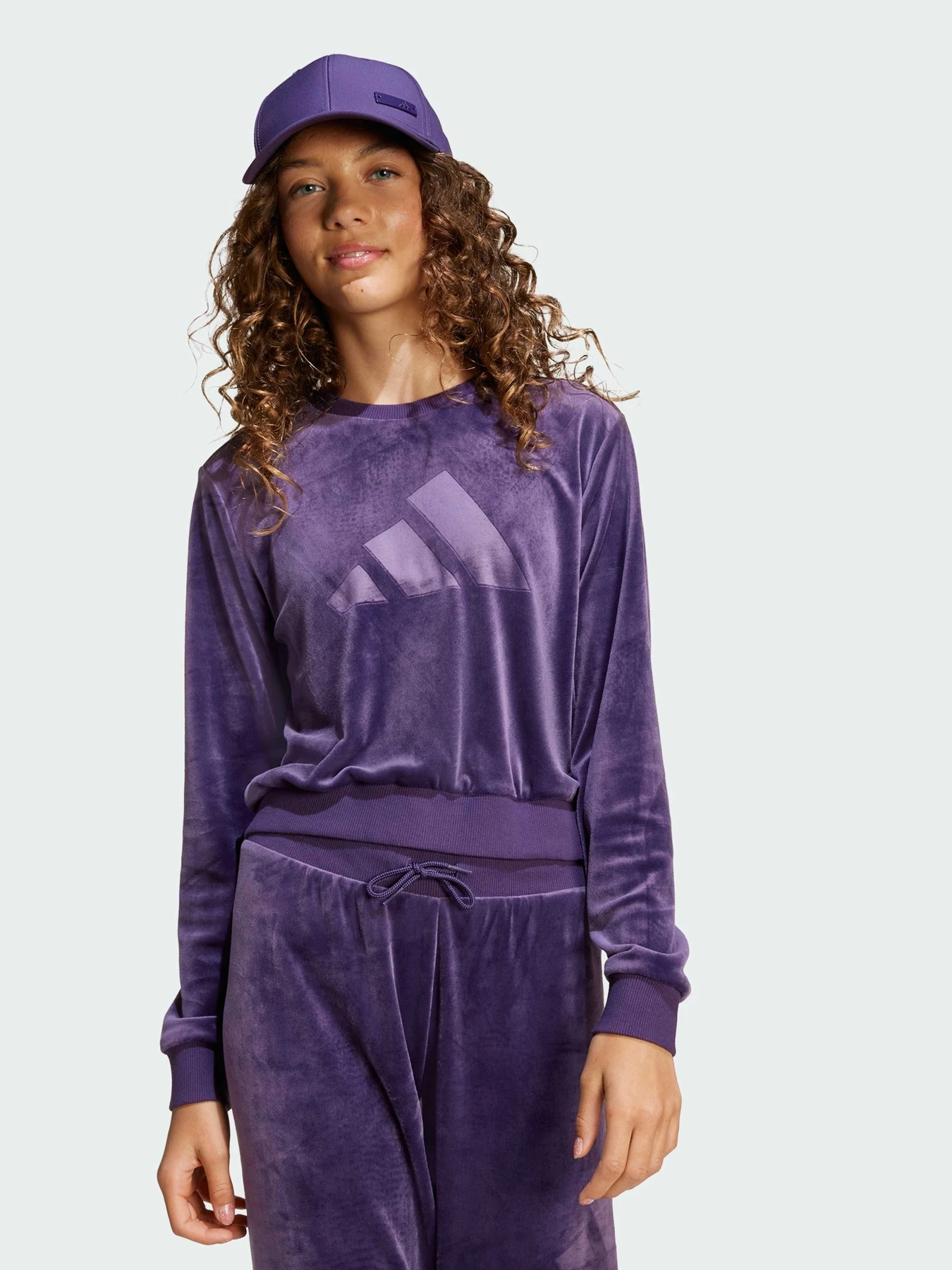 Худи и свитшоты Adidas модель JW2437 Худи и свитшоты Adidas модель JW2437 Фото