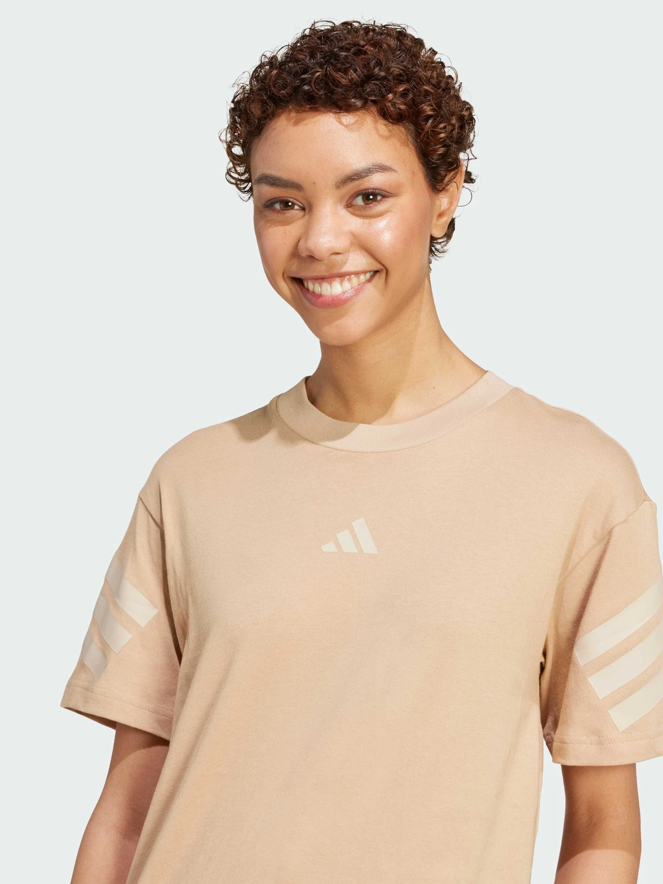 Футболки и поло Adidas модель JW7840 Футболки и поло Adidas модель JW7840 Фото