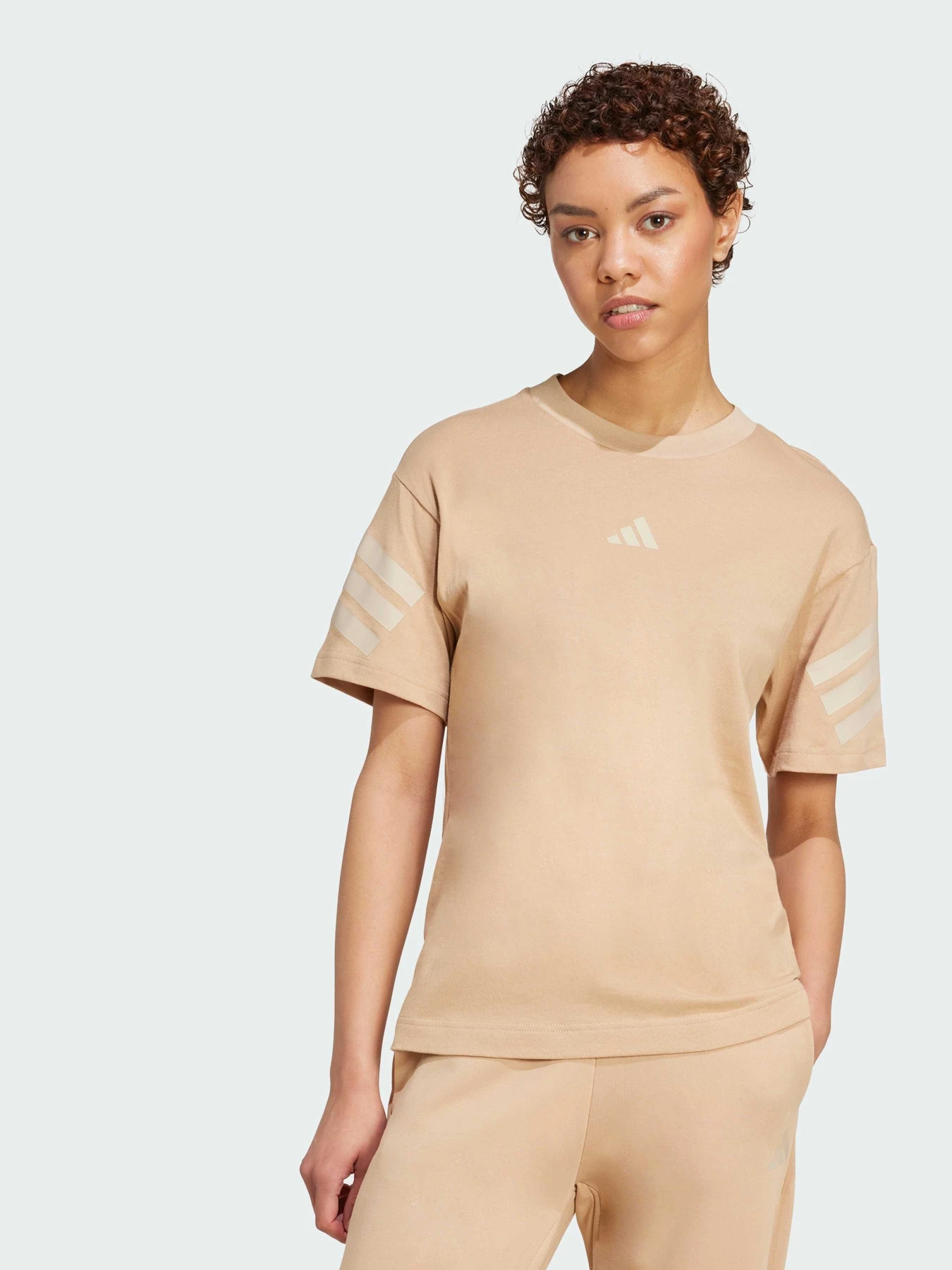 Футболки и поло Adidas модель JW7840 Футболки и поло Adidas модель JW7840 Фото