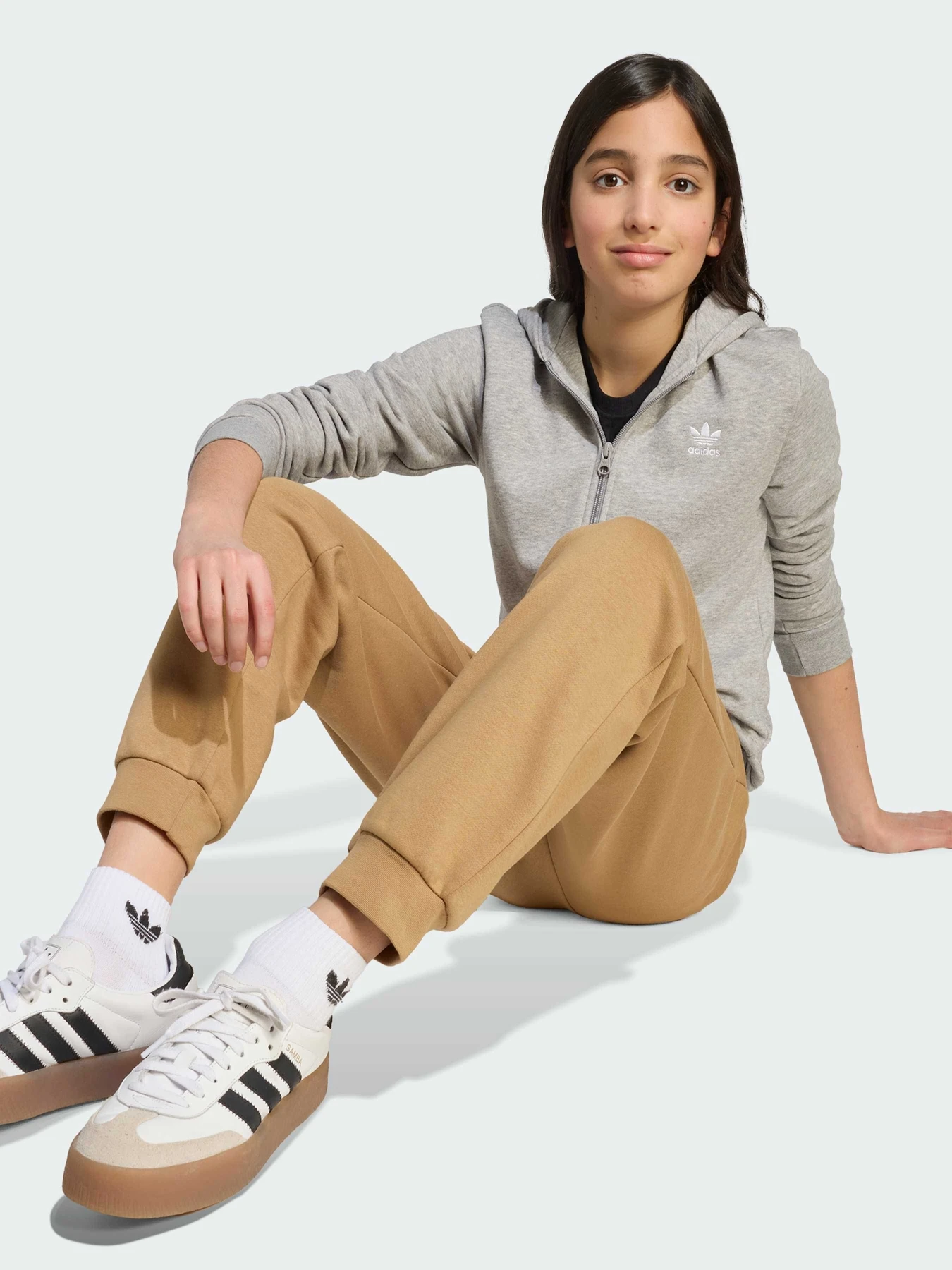 Худи и свитшоты Adidas модель JX2790 Худи и свитшоты Adidas модель JX2790 Фото