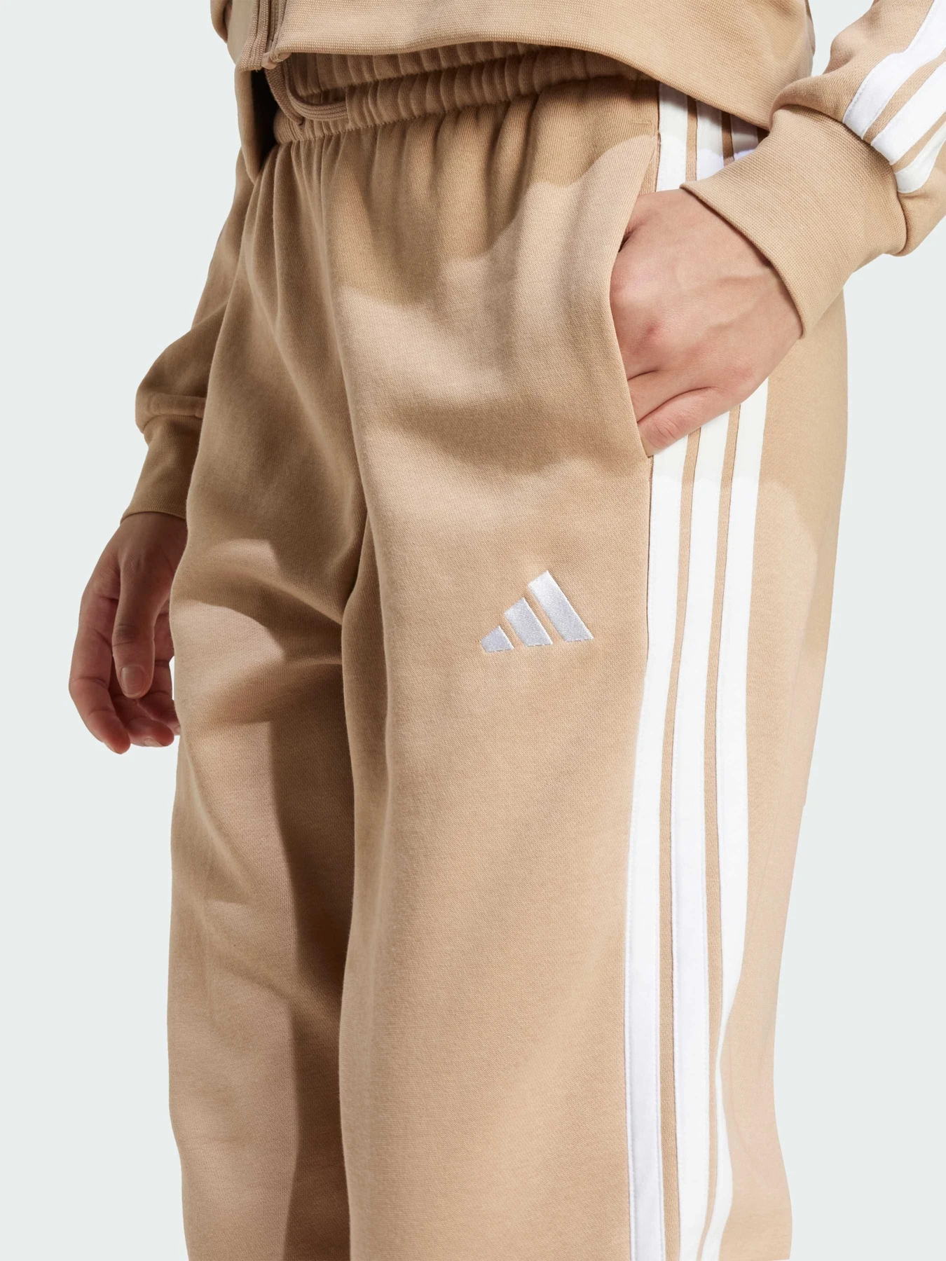 Брюки Adidas Adidas Essentials модель JX7699 Фото