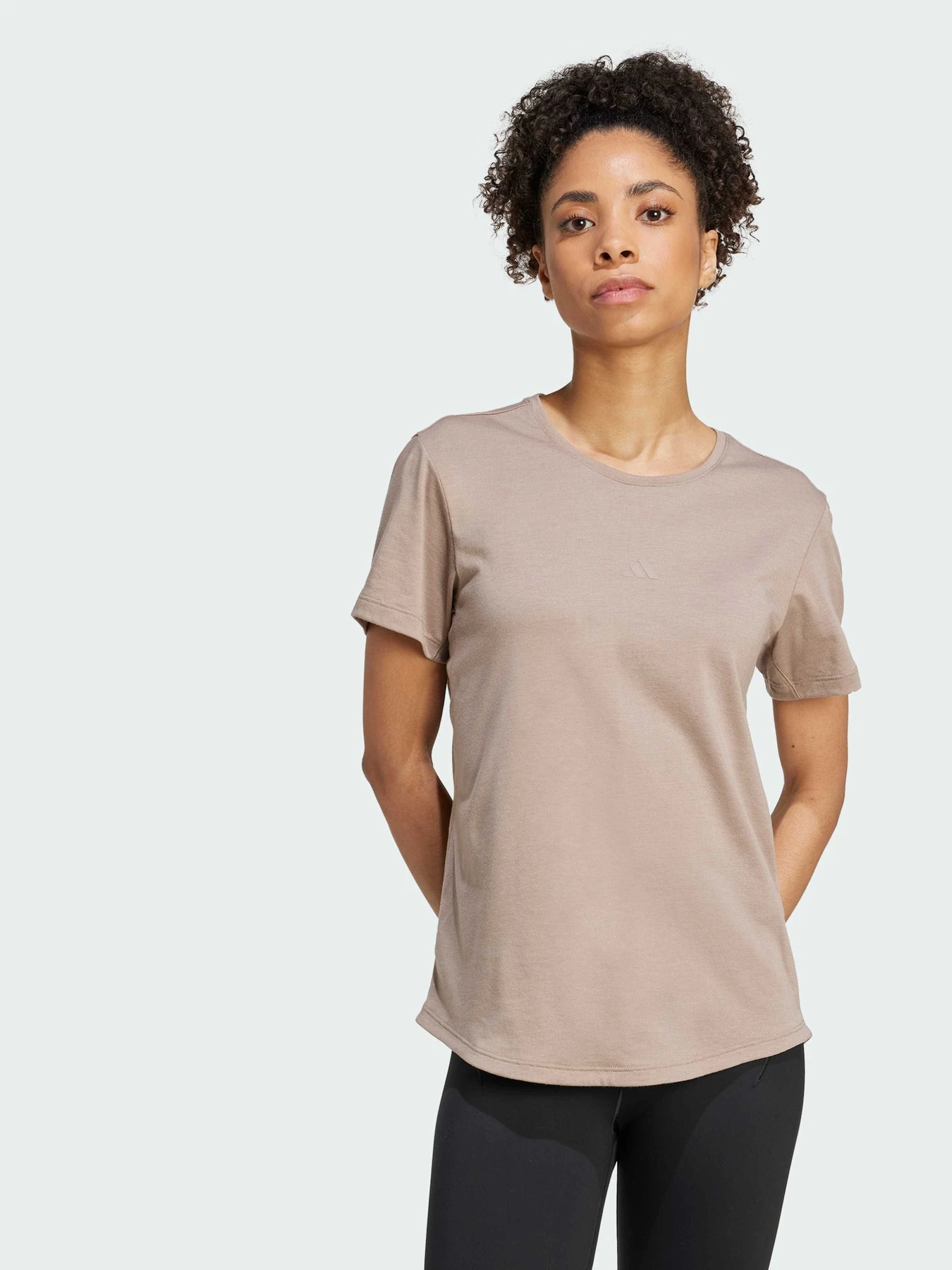 Футболки и поло Adidas модель JM4482 Футболки и поло Adidas модель JM4482 Фото