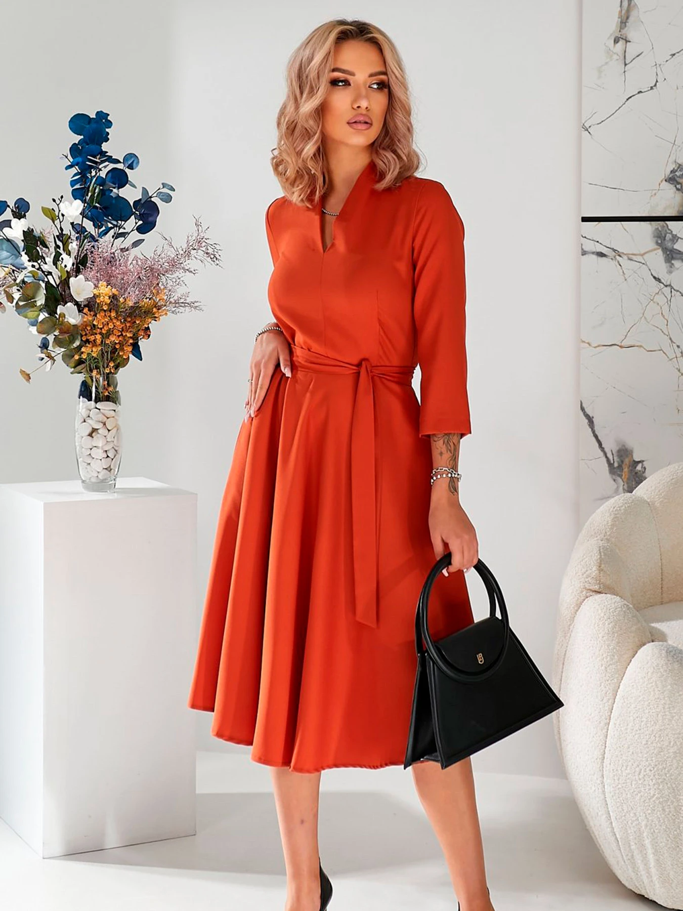 Сукні LadyLike модель ll150630087-pomaranchevij Сукні LadyLike модель ll150630087-pomaranchevij Фото