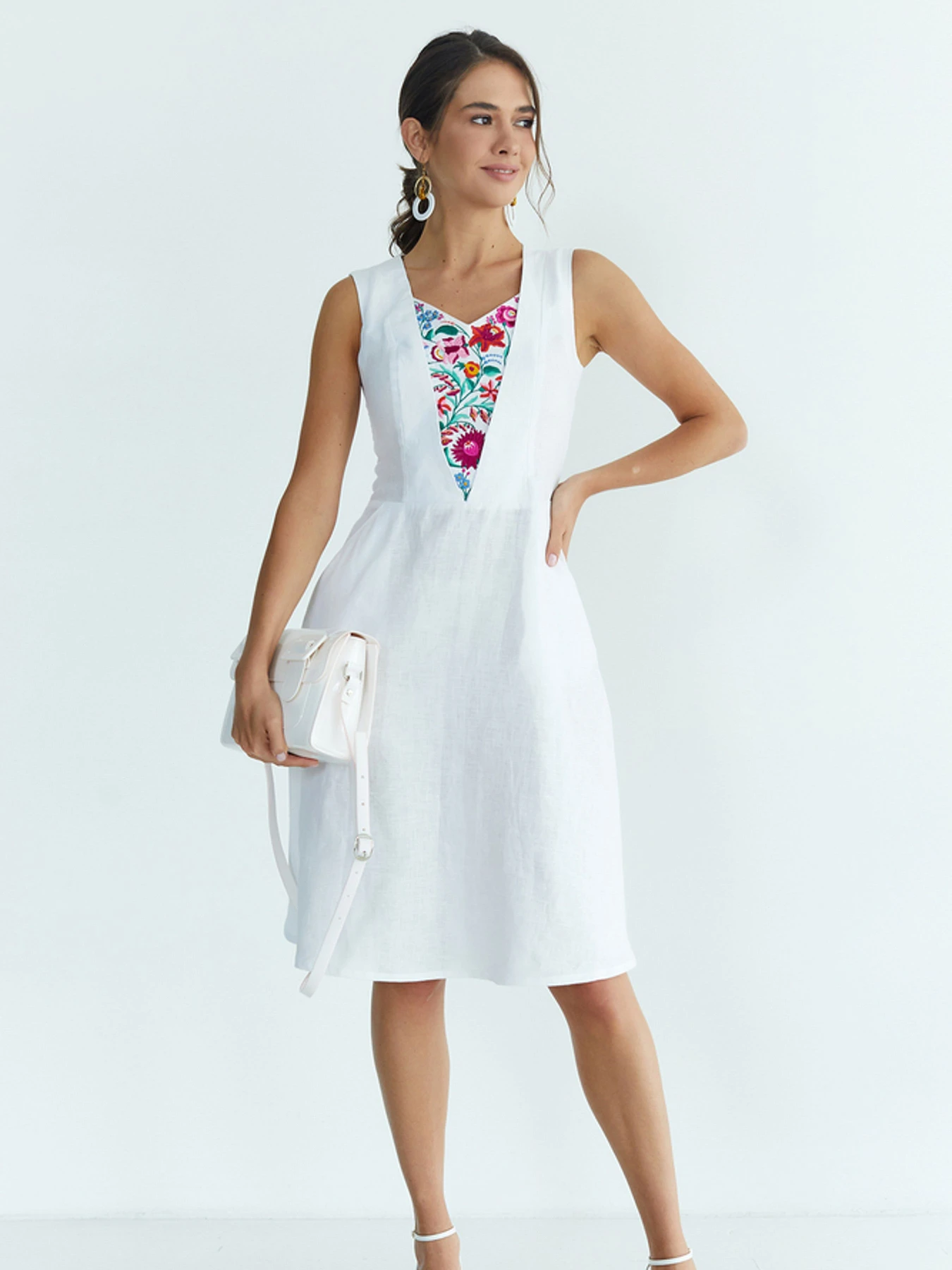Вышиванки Folk Moda модель fm2719-blij Вышиванки Folk Moda модель fm2719-blij Фото