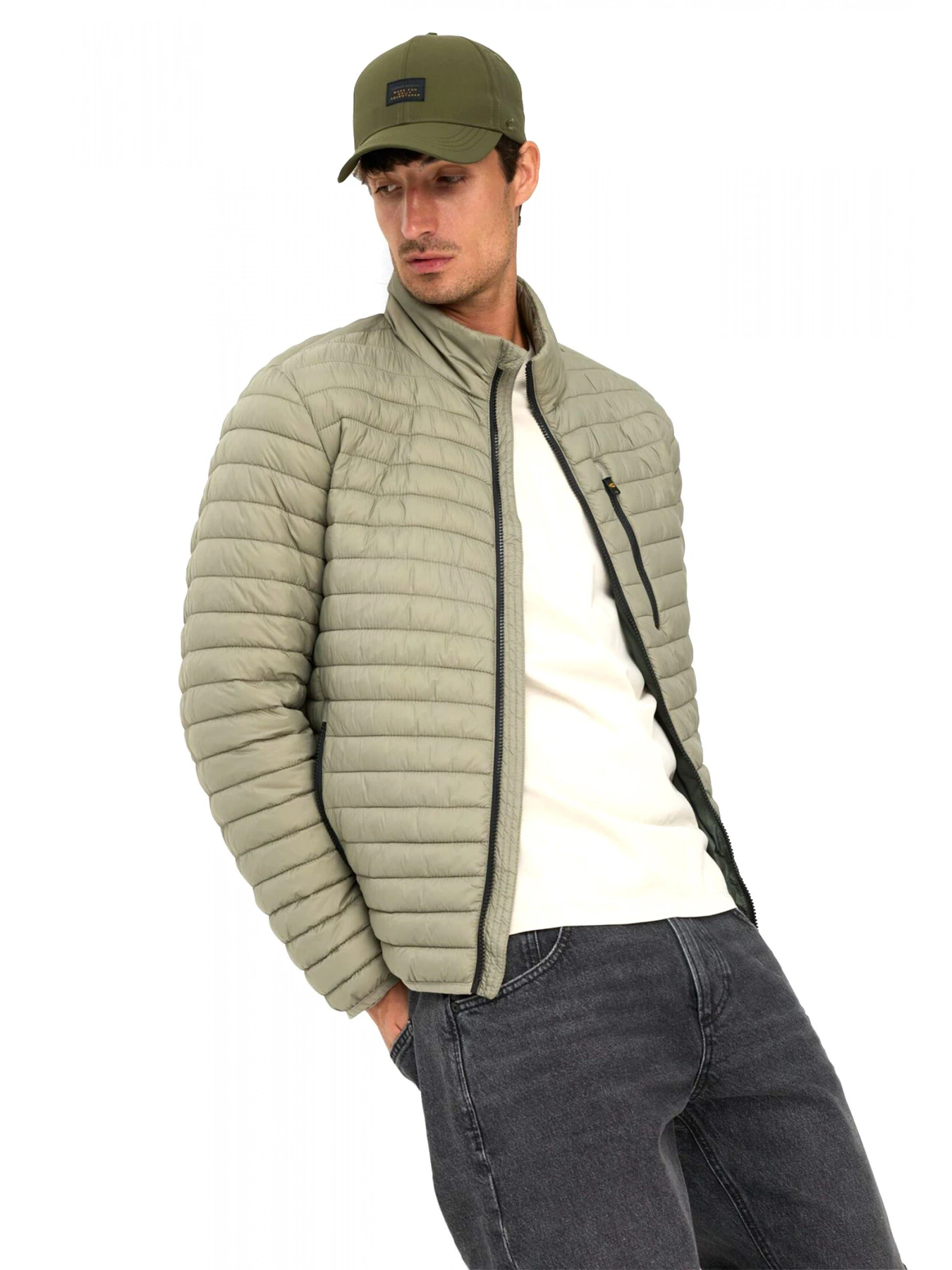 Куртки и дубленки Camel Active Blouson quilted los модель 430780-6E52-31 Куртки и дубленки Camel Active Blouson quilted los модель 430780-6E52-31 Фото