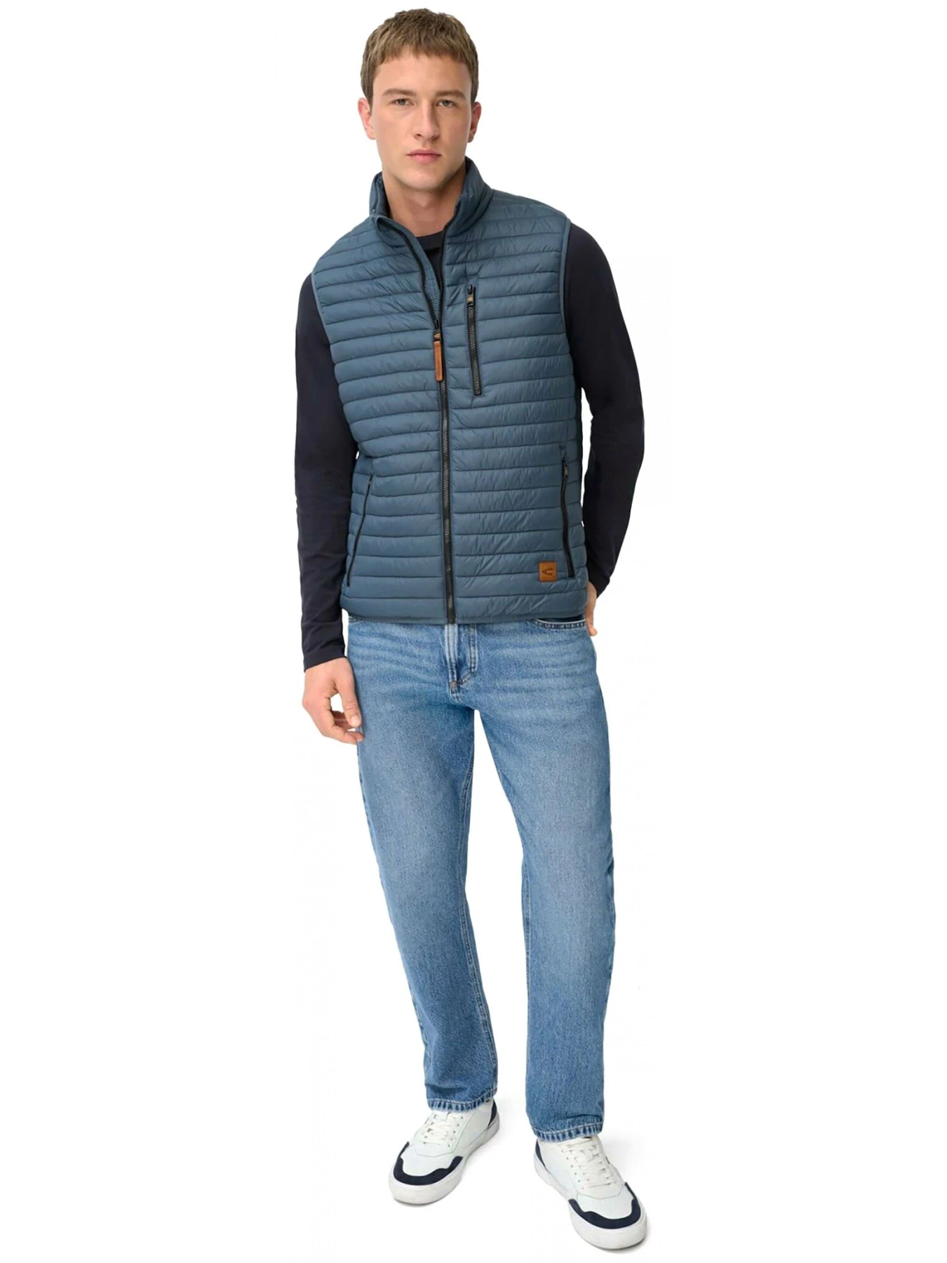 Куртки и дубленки Camel Active Vest quilted los модель 460980-6E52-46 Куртки и дубленки Camel Active Vest quilted los модель 460980-6E52-46 Фото