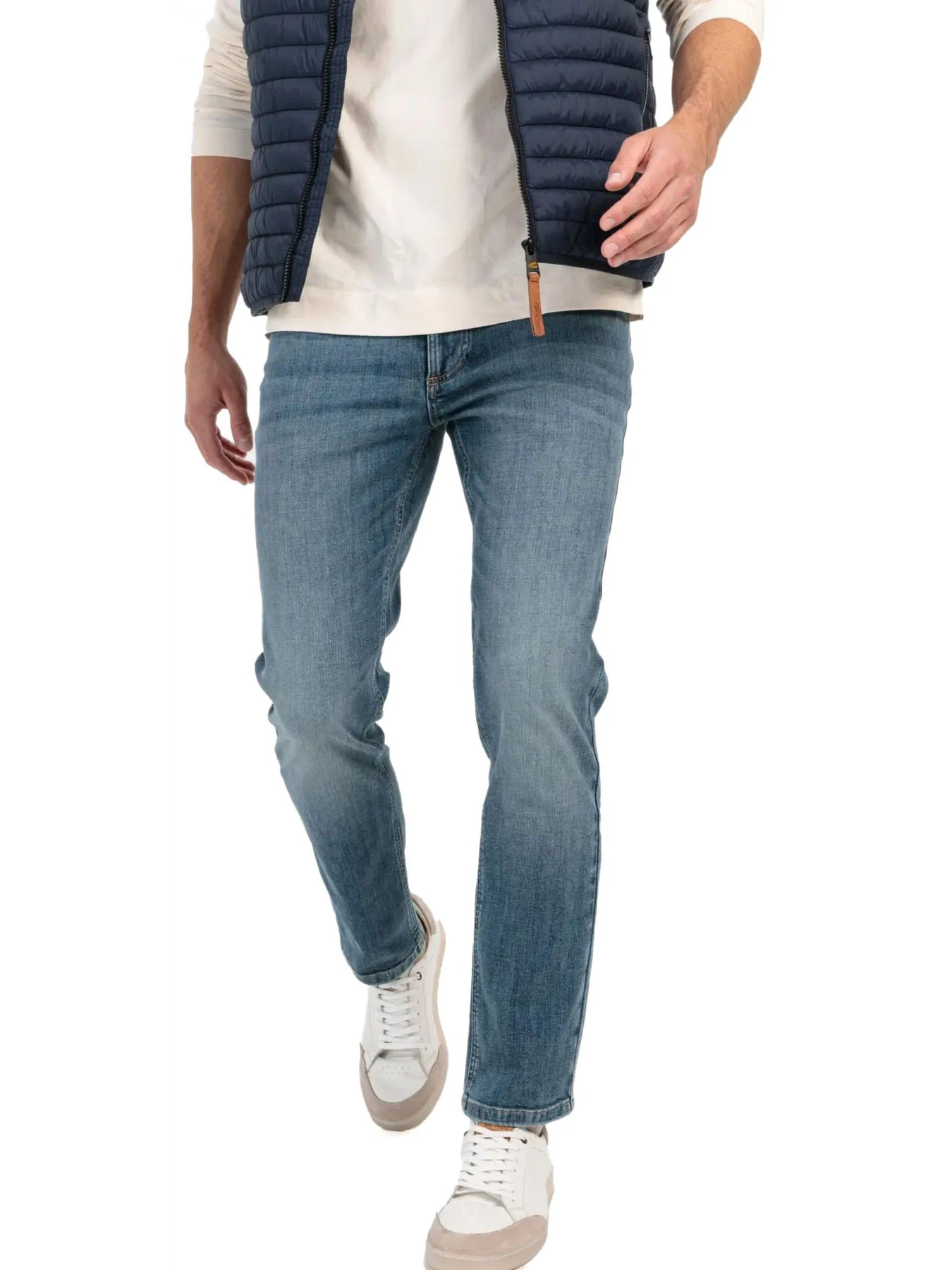 Джинсы Camel Active Denims модель 488R53-9D22-82 Джинсы Camel Active Denims модель 488R53-9D22-82 Фото