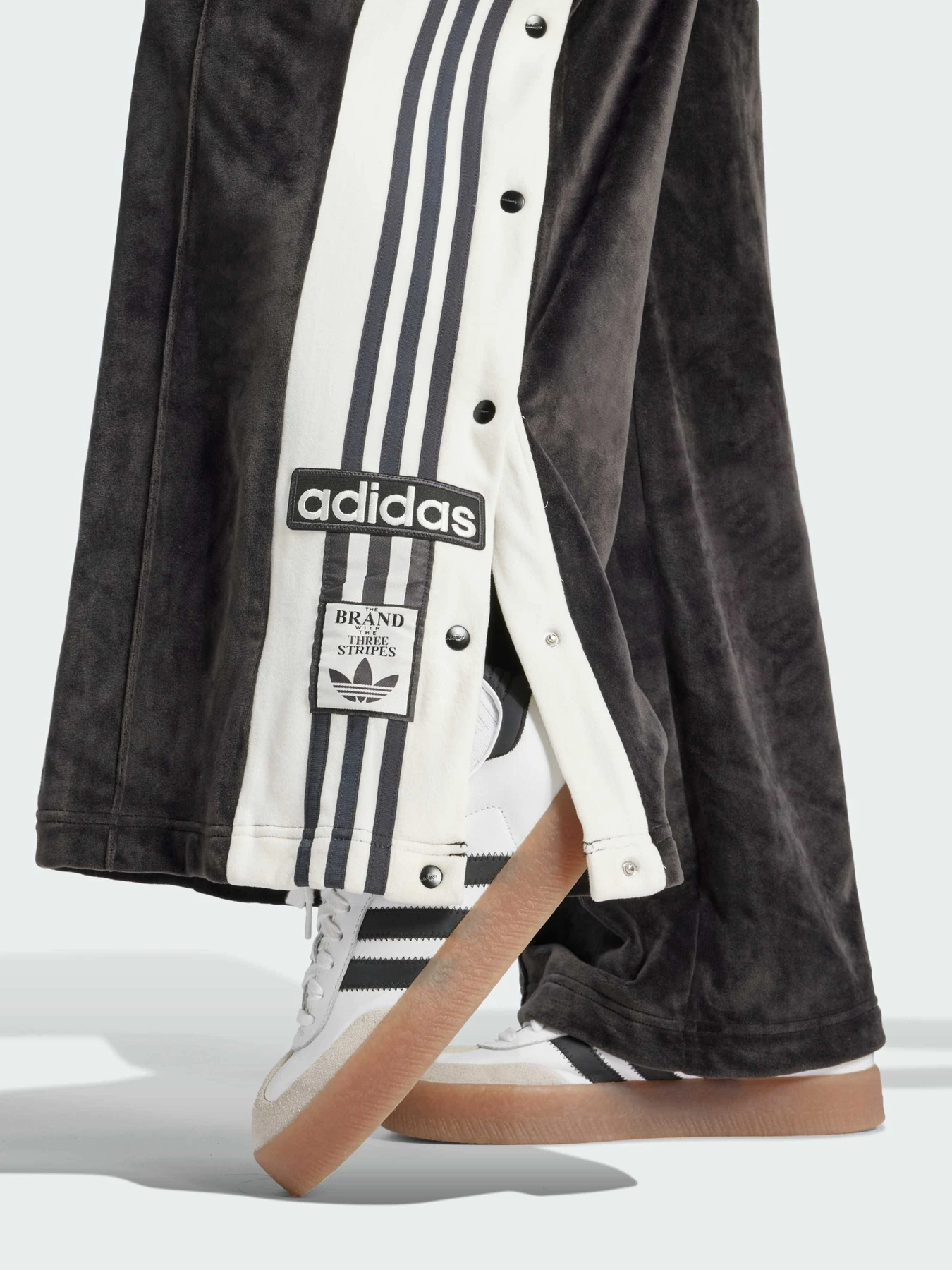 Брюки Adidas модель IW5586 Фото