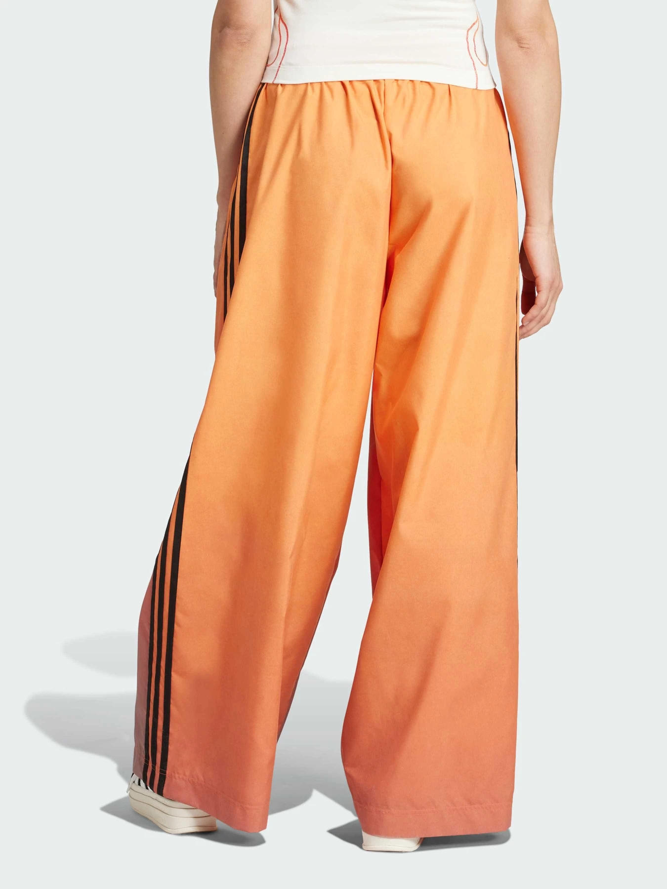 Брюки Adidas модель JW7260 Брюки Adidas модель JW7260 Фото