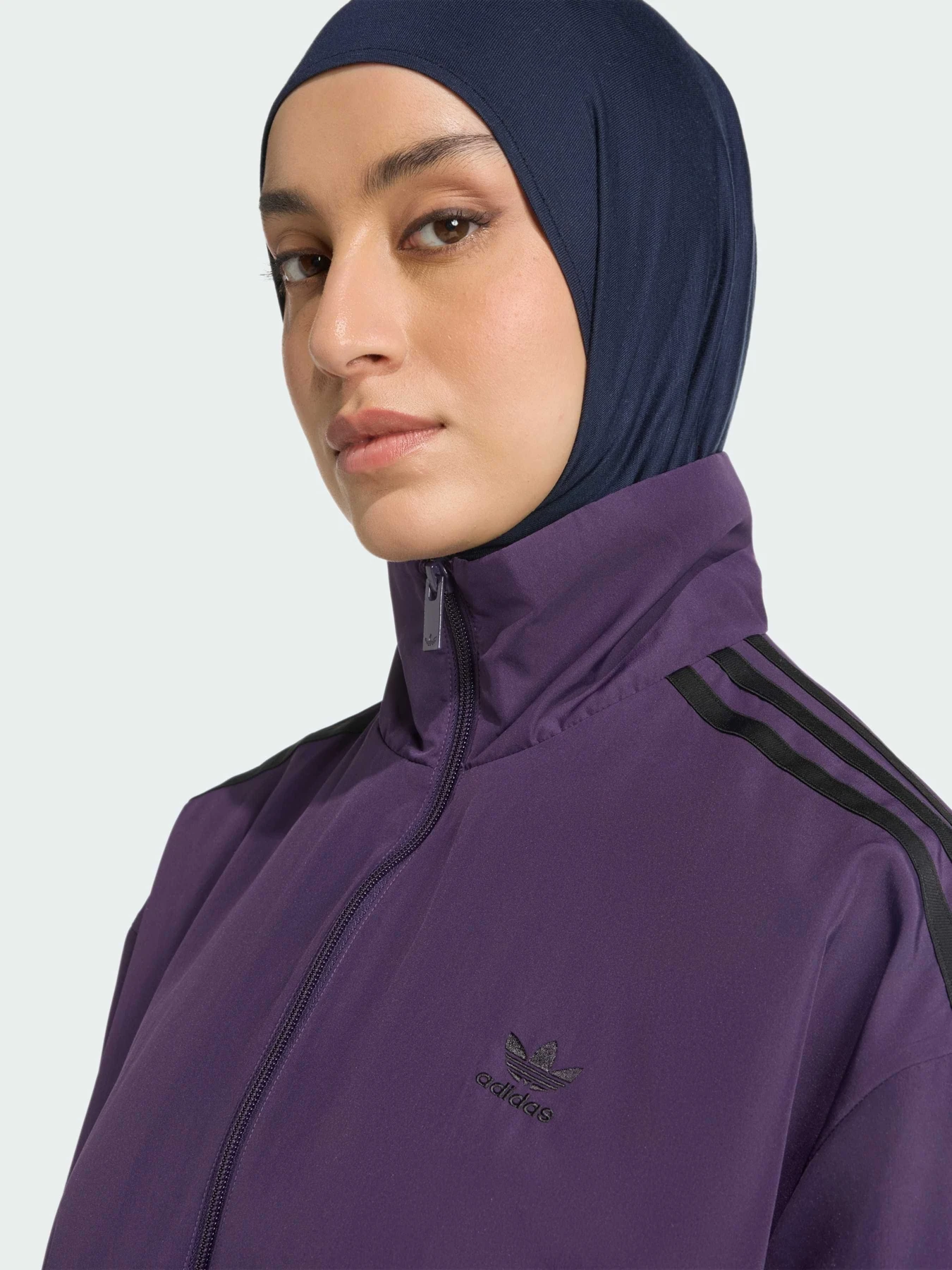 Худі та світшоти Adidas Adicolor модель JV7490 Худі та світшоти Adidas Adicolor модель JV7490 Фото