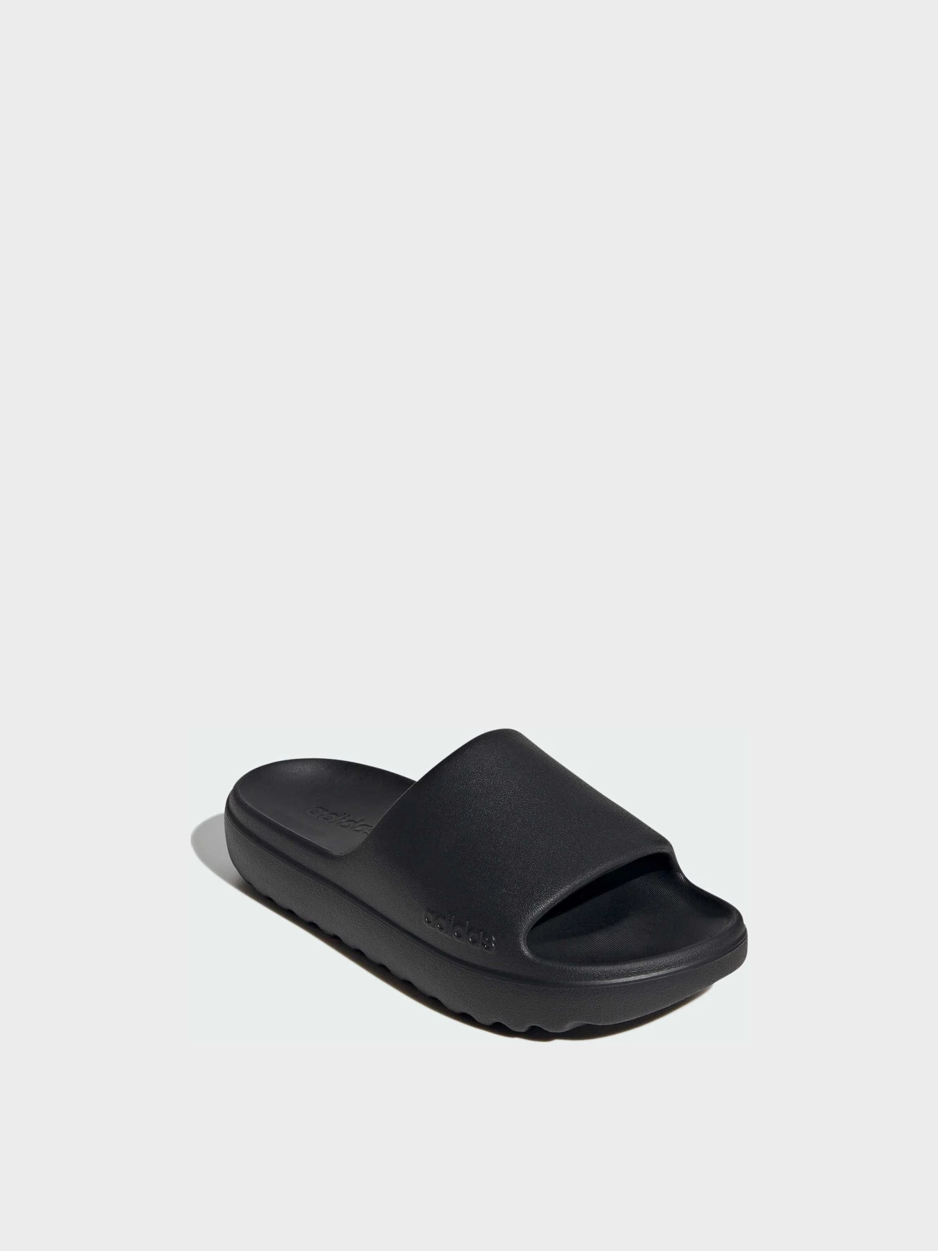 Шлёпанцы Adidas Adilette модель JP9580 Шлёпанцы Adidas Adilette модель JP9580 Фото