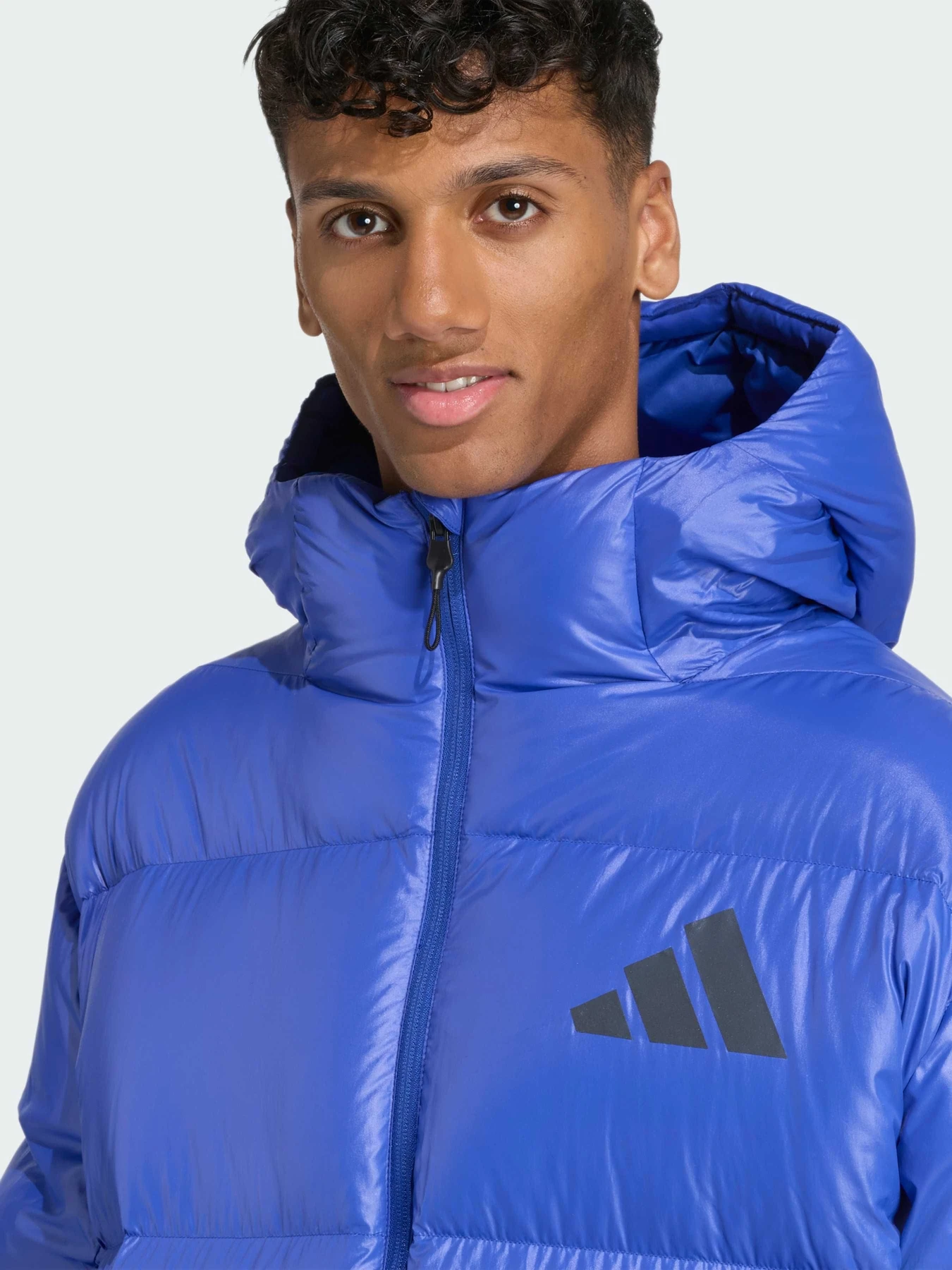 Куртки и дубленки Adidas ZNE модель JW1515 Куртки и дубленки Adidas ZNE модель JW1515 Фото