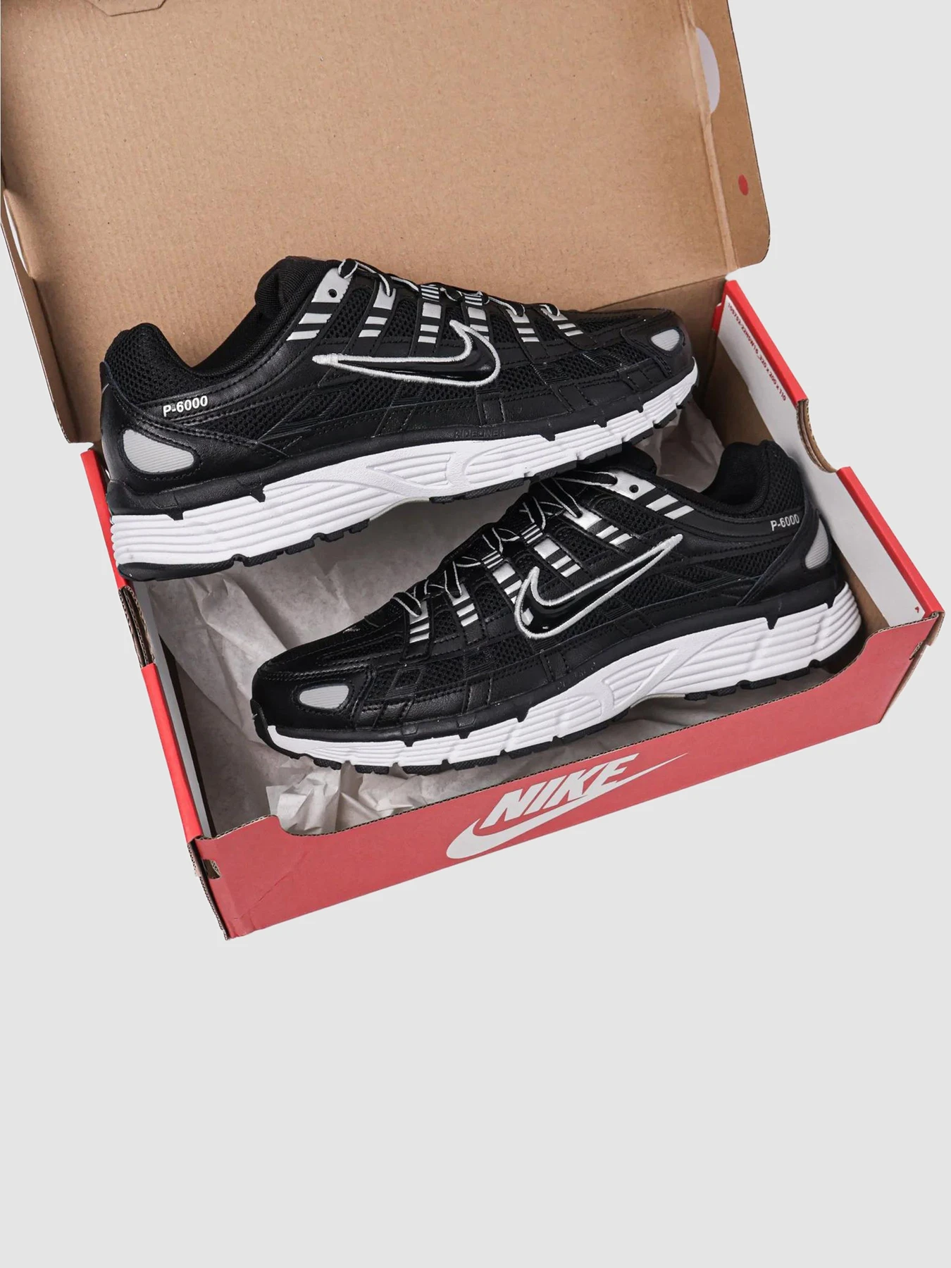 Кроссовки NIKE P-6000 модель CD6404-026 Кроссовки NIKE P-6000 модель CD6404-026 Фото
